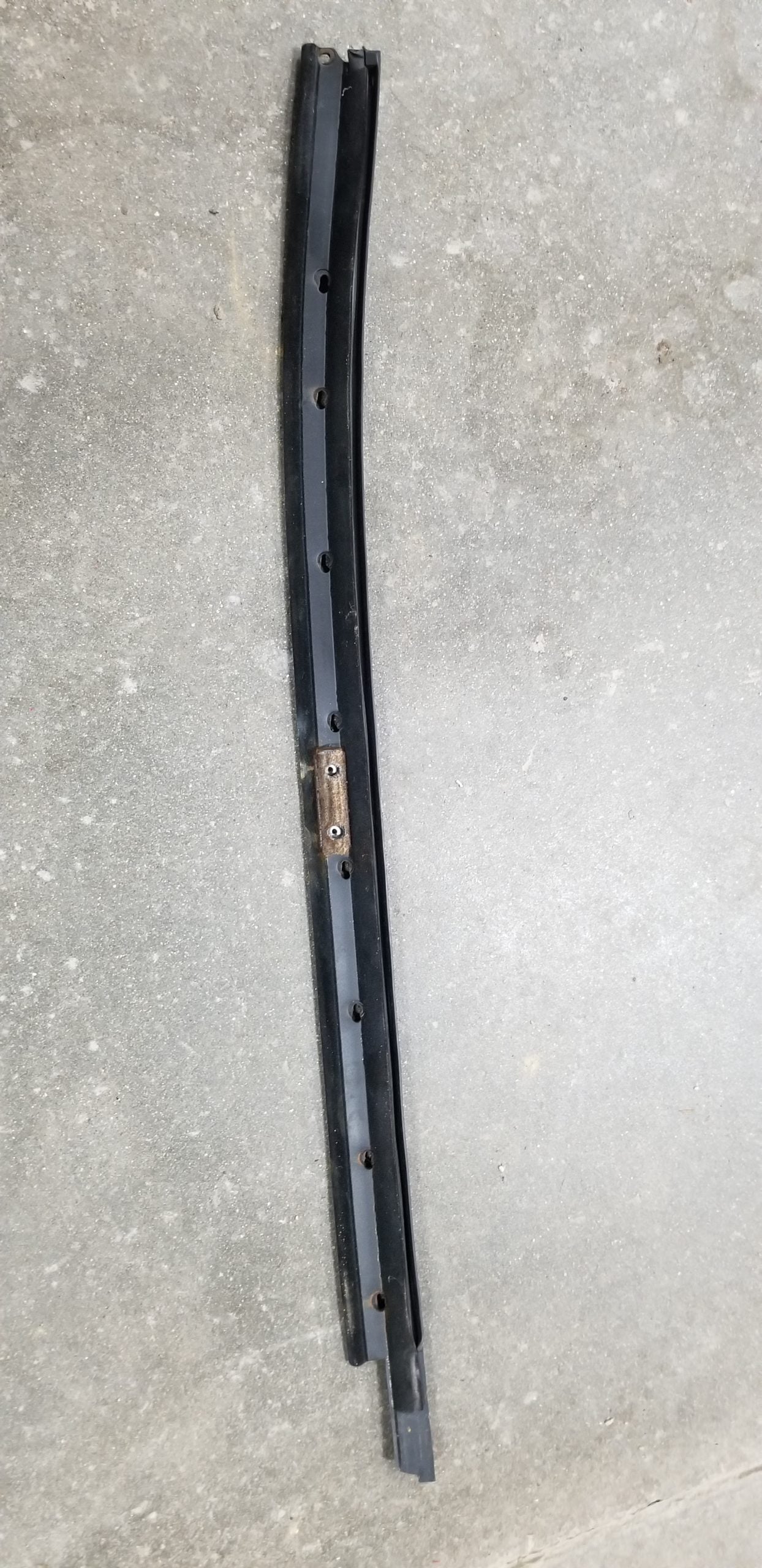 Gen 4 Lh outside window sweep