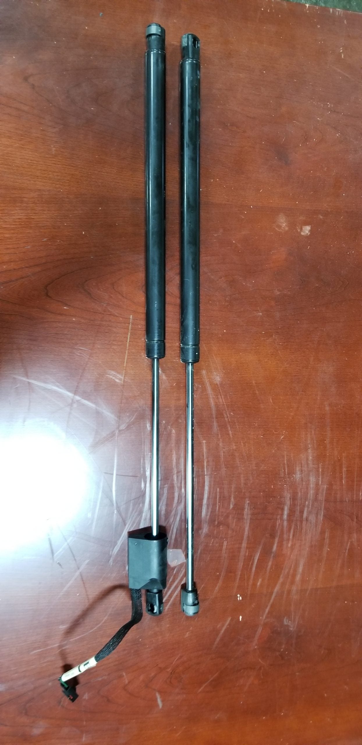 Gen 2 coupe hatch glass shocks