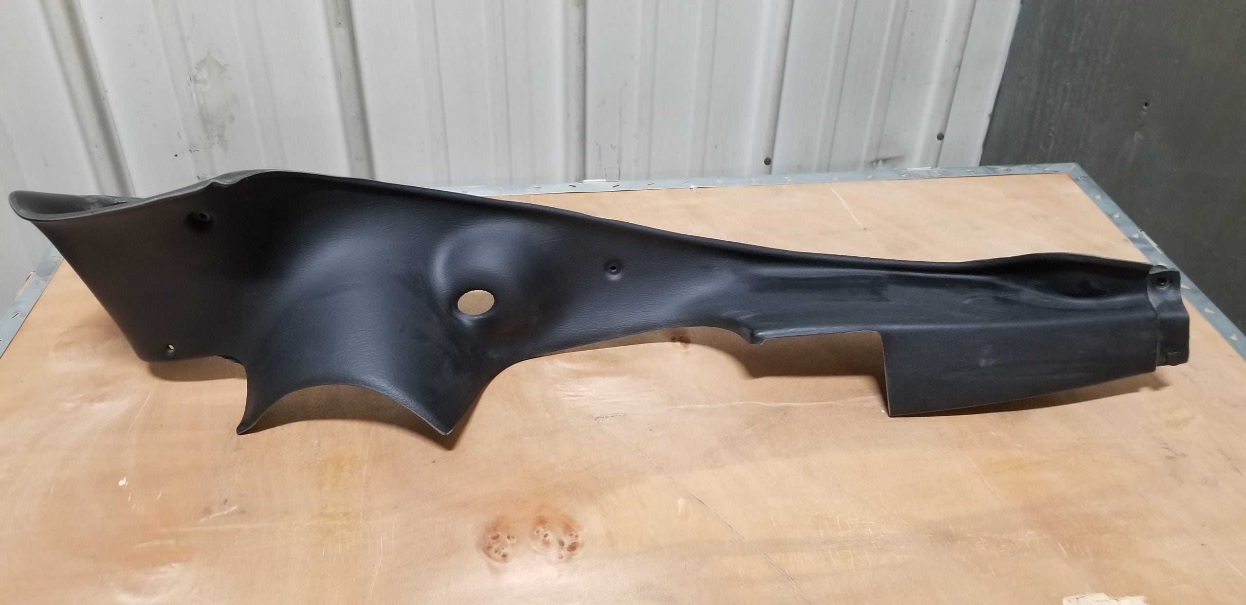 Gen 2 coupe right hatch area trim
