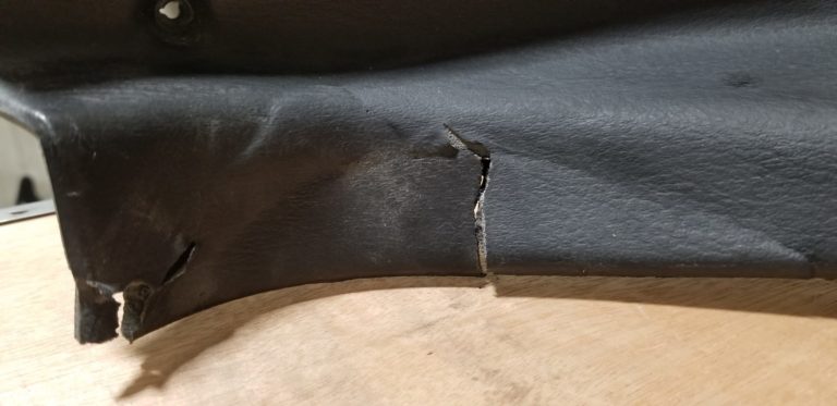Gen 2 coupe rear hatch trim