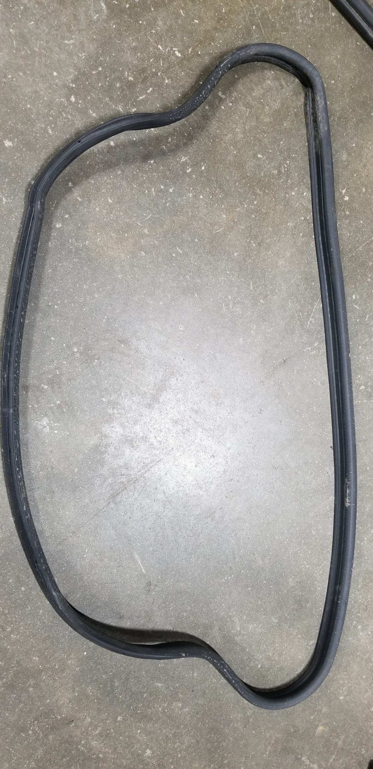 Gen 3 trunk weatherstrip