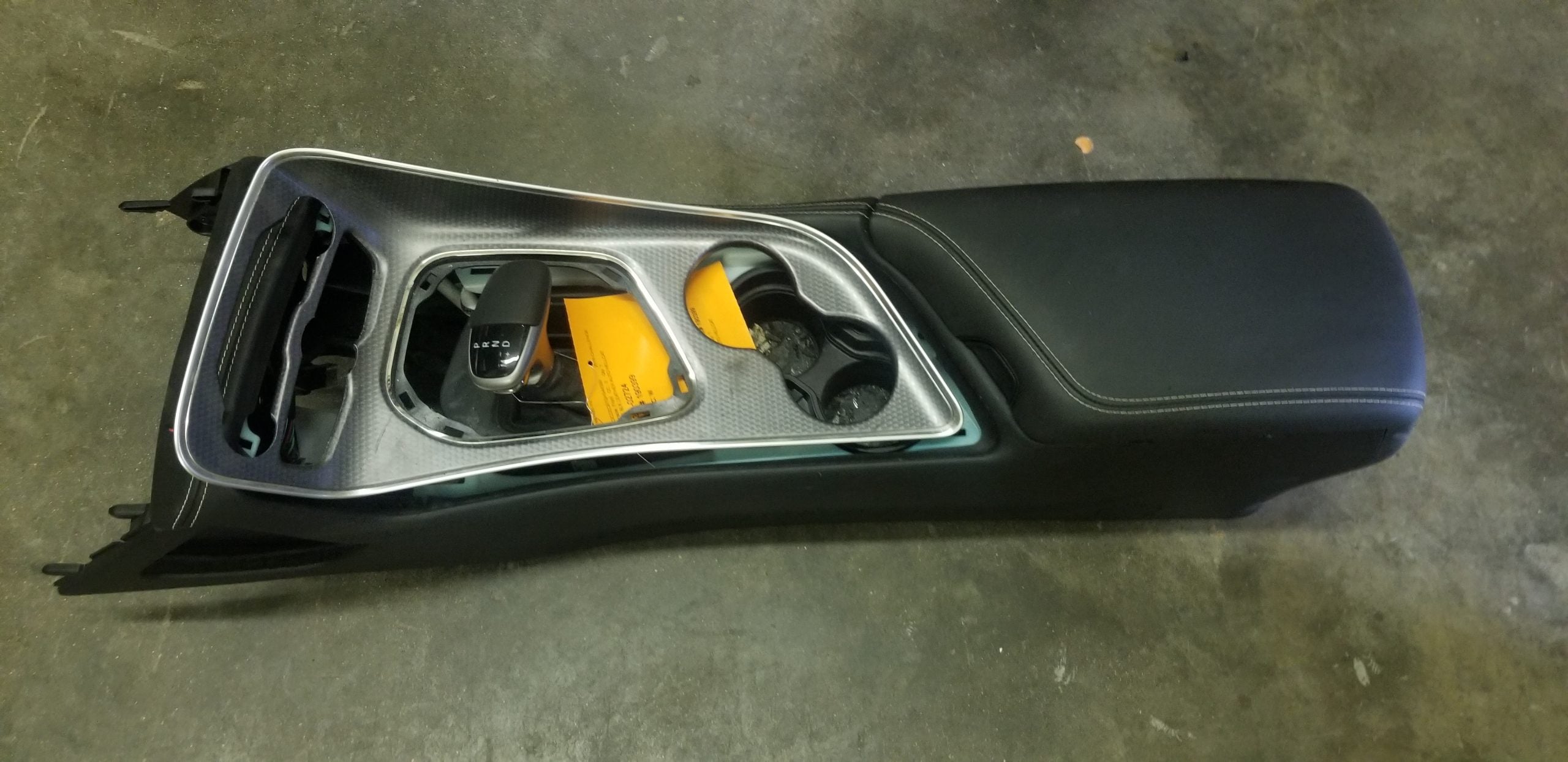 2015 Challenger Hellcat console