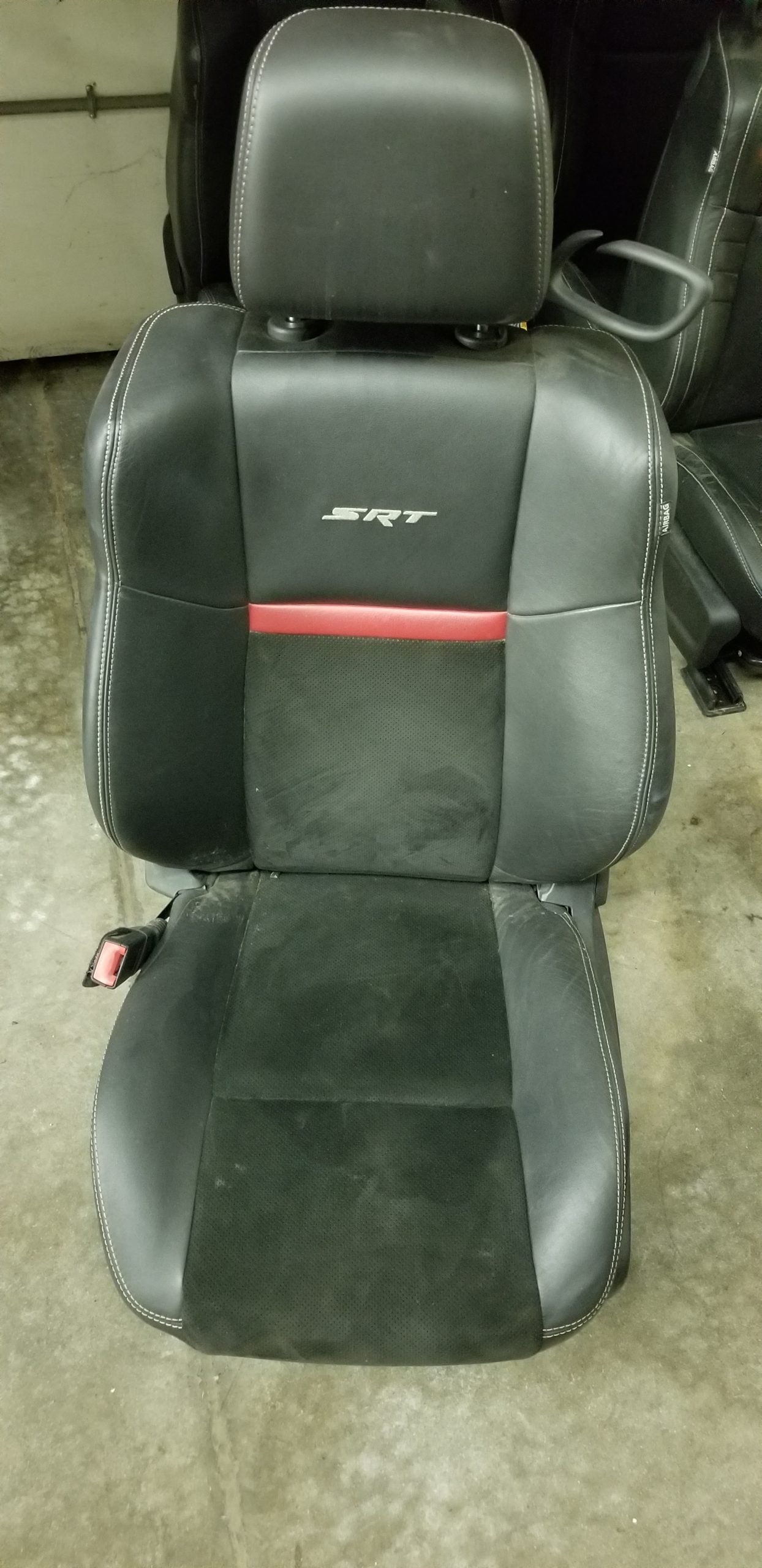 2013 SRT Challenger Lh seat