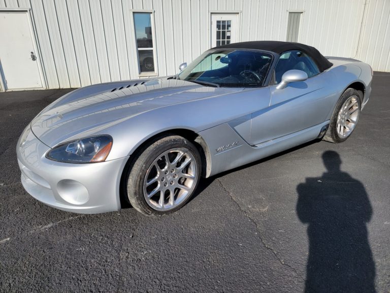 2003 Dodge Viper