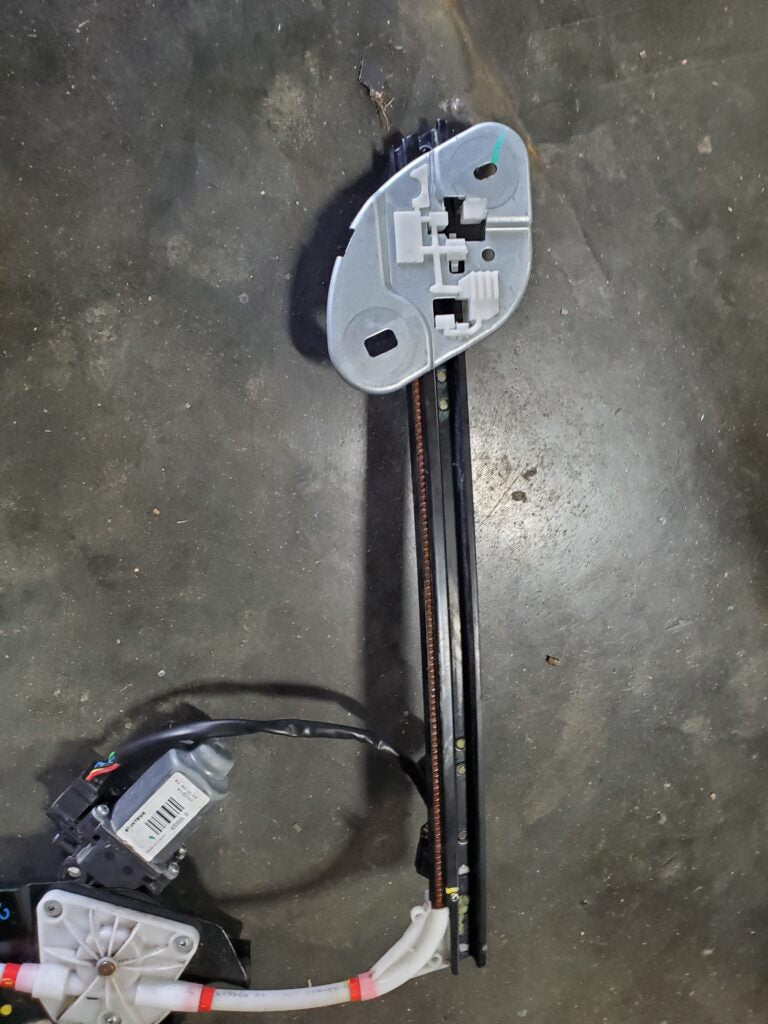 Gen.4 LH Window Regulator