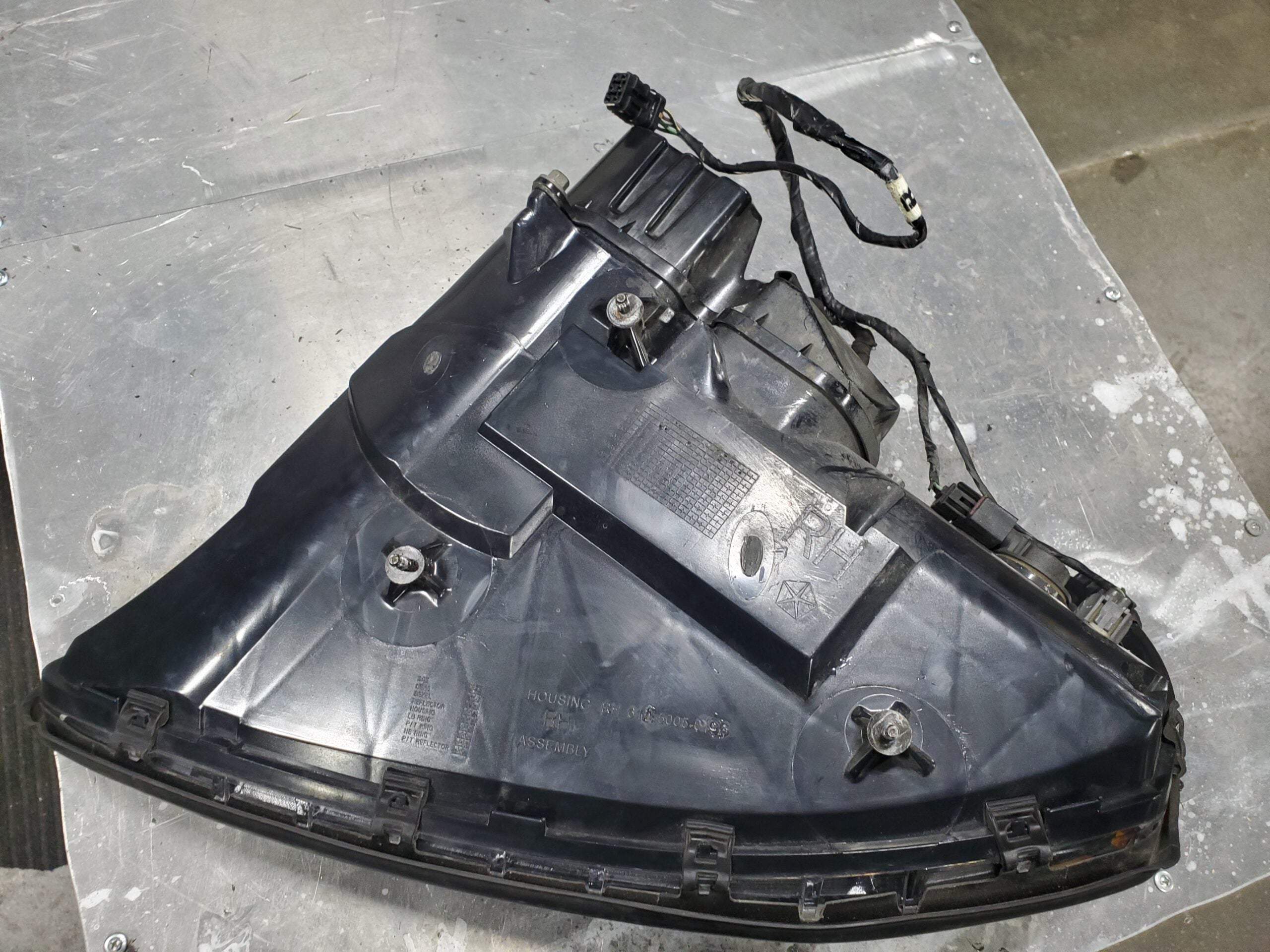 Gen.3/4 RH Headlight