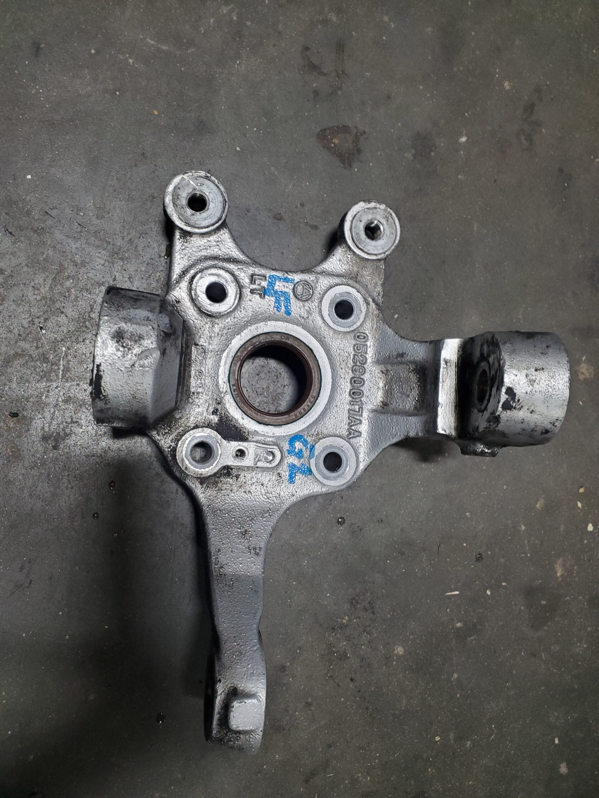 Gen.2 LF ABS Knuckle