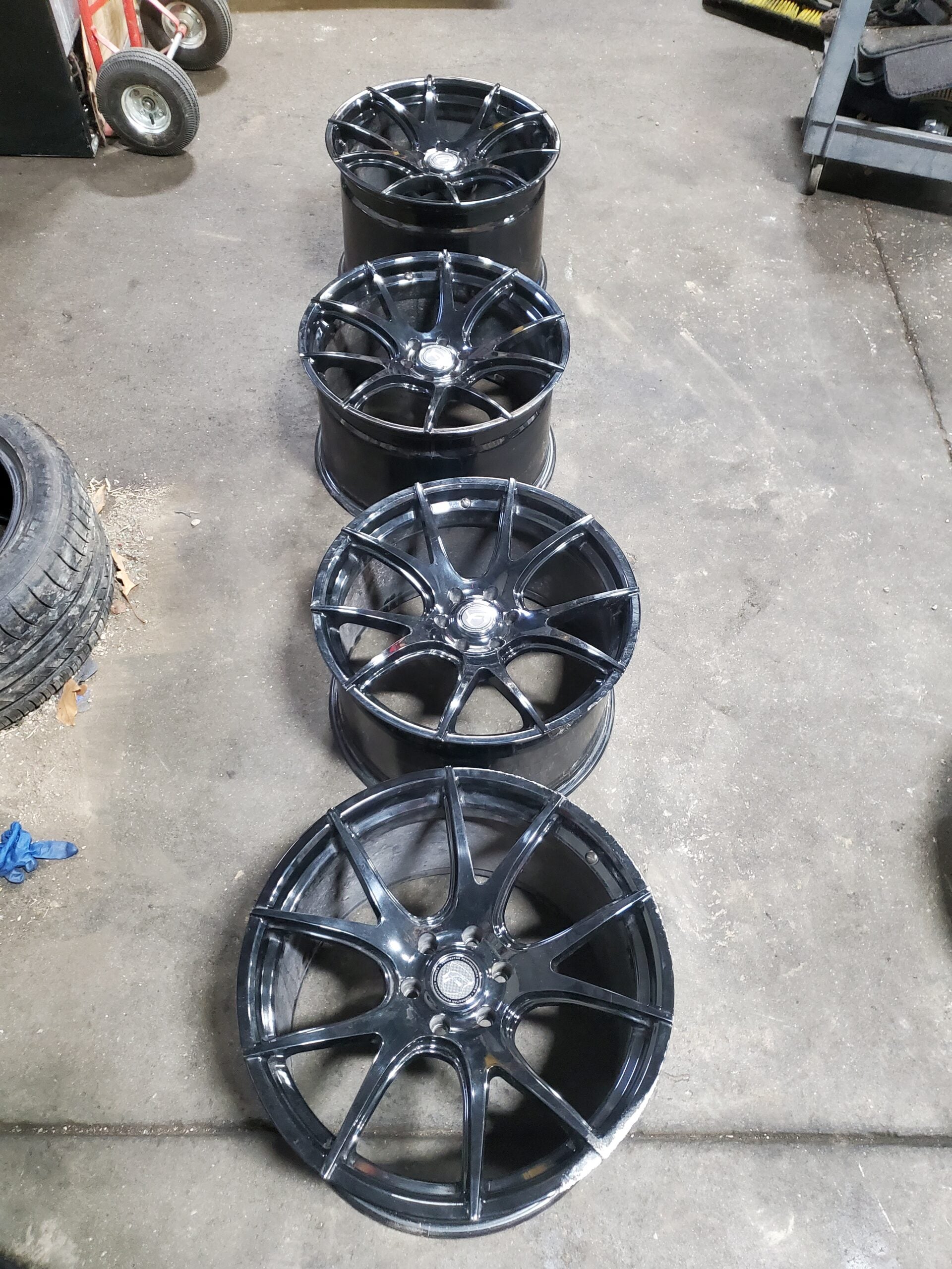 full set of 19″ Forgestars