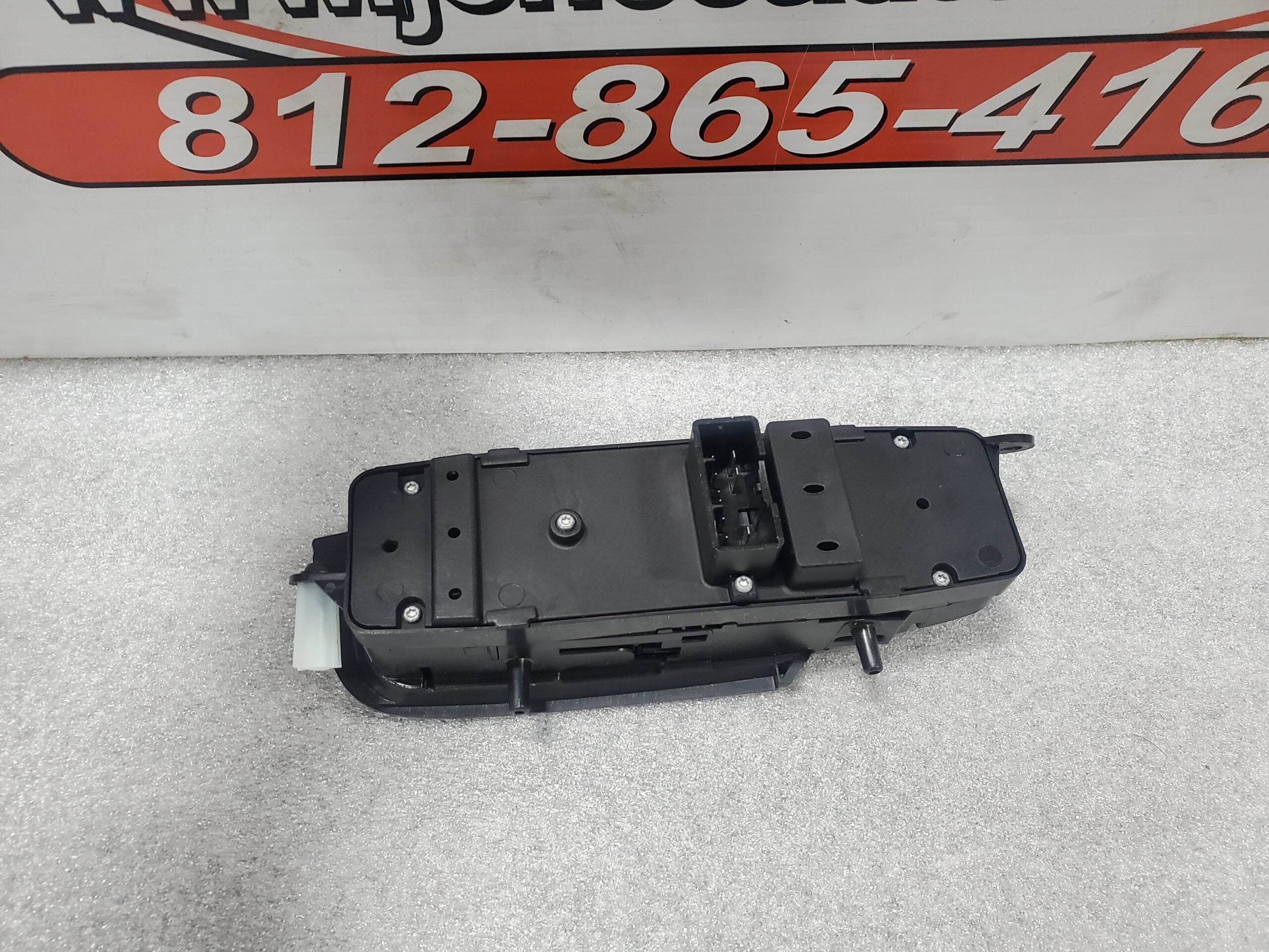 Gen.5 LH Door Switch