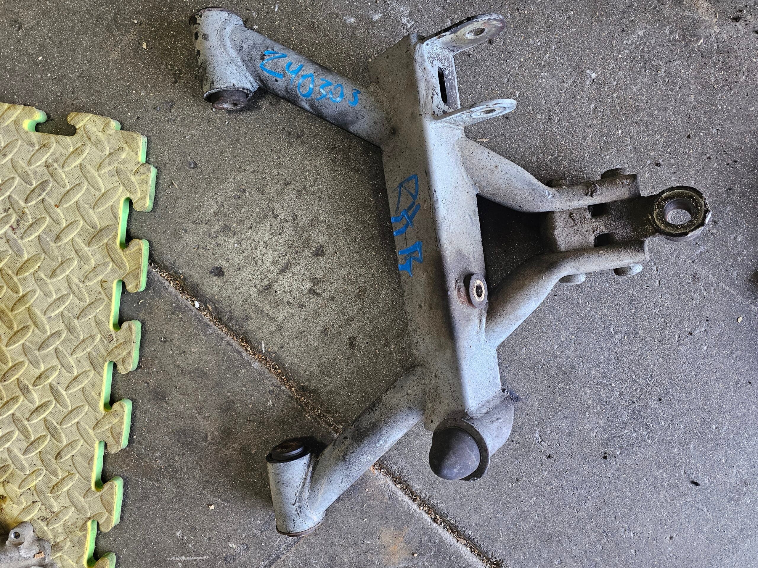 Gen.1 RH Rear Lower Control Arm