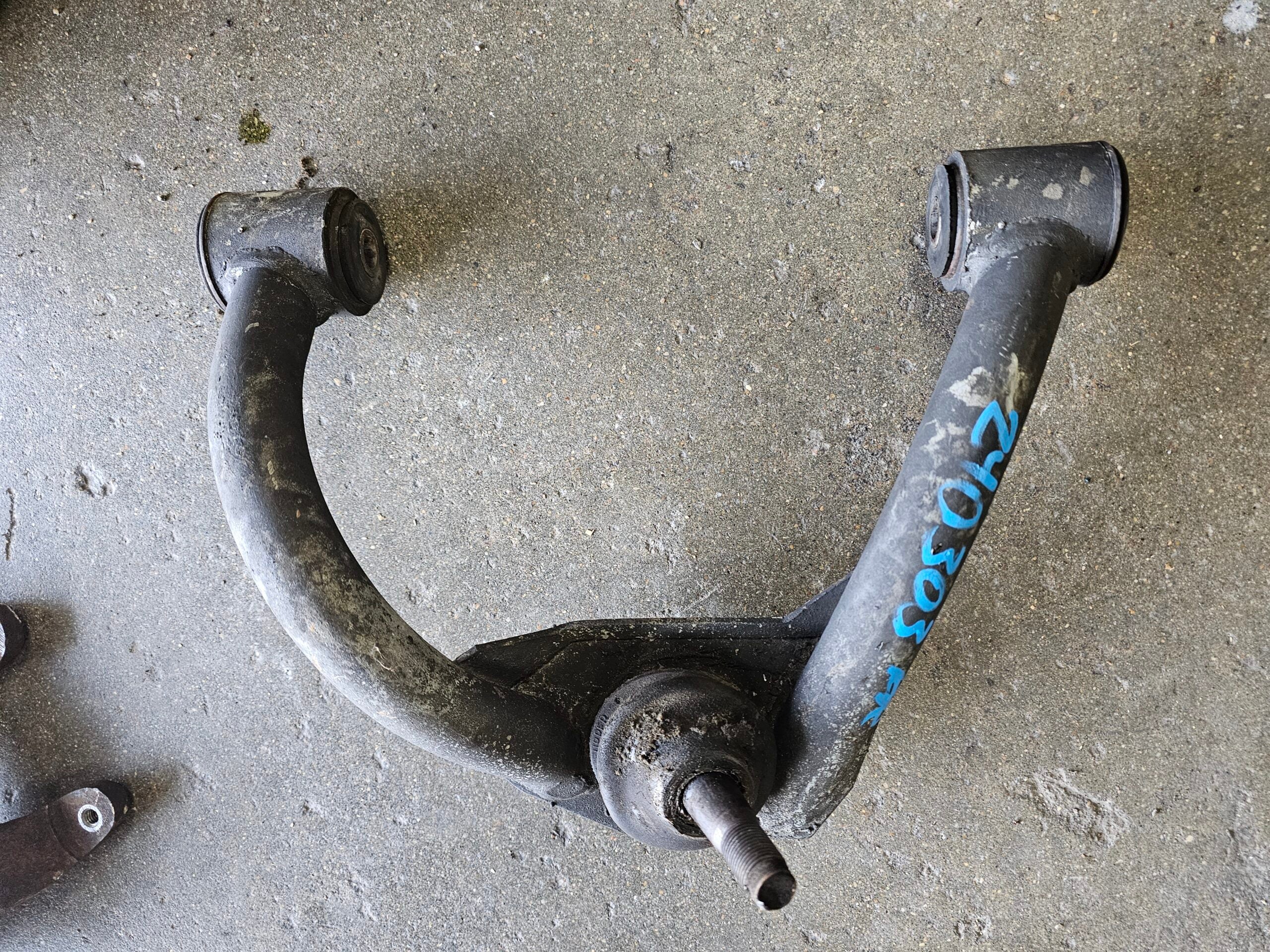 Gen.1 LH Upper Rear Control Arm