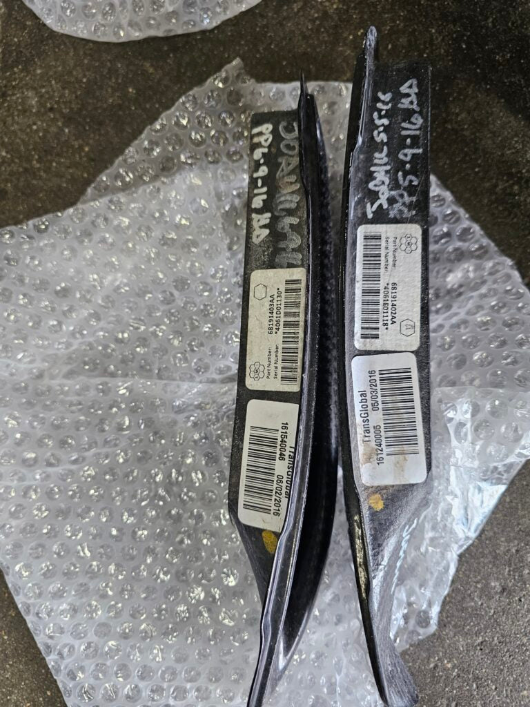 Gen.5 Front carbon brake inlets