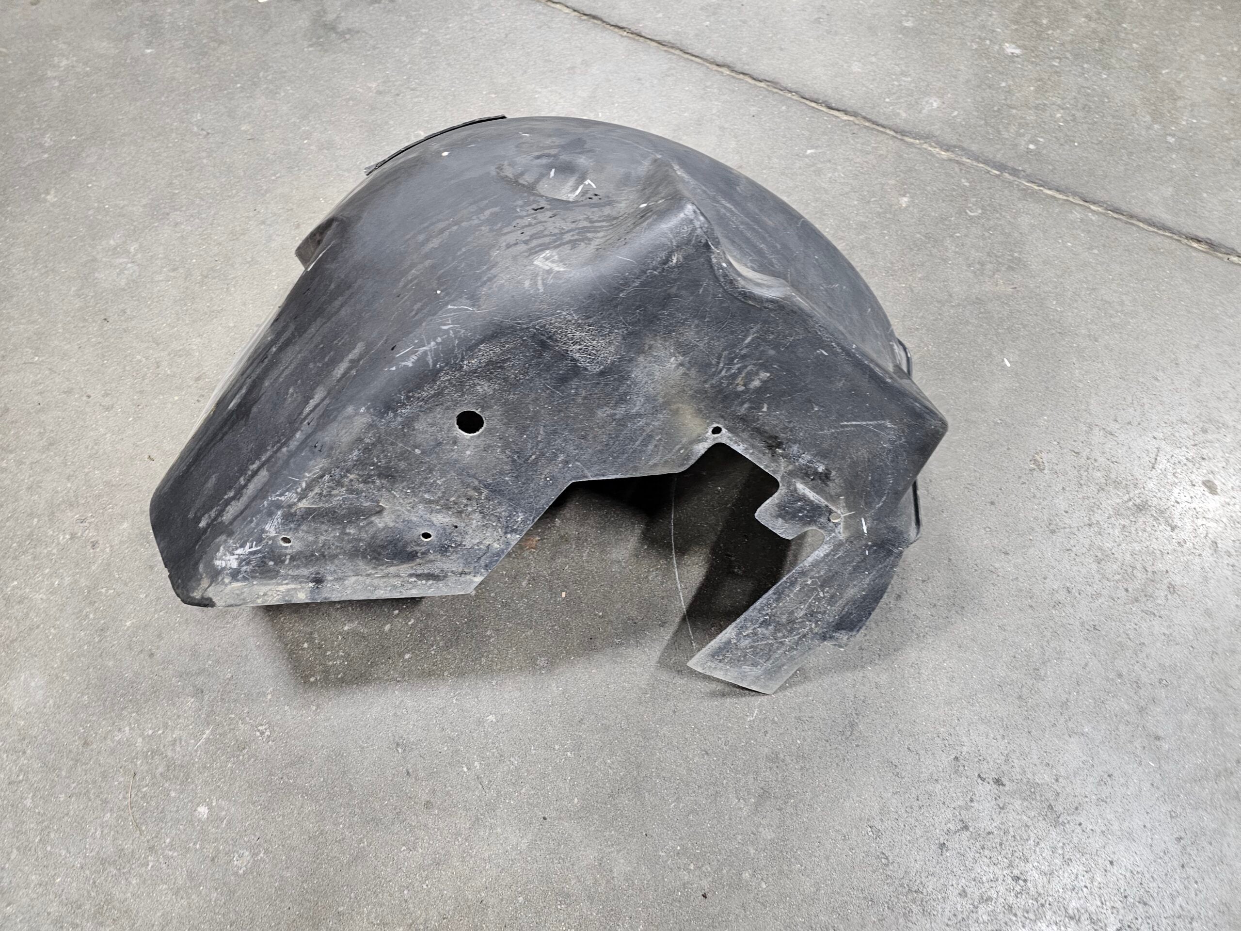 Gen.1 LH wheel Liner