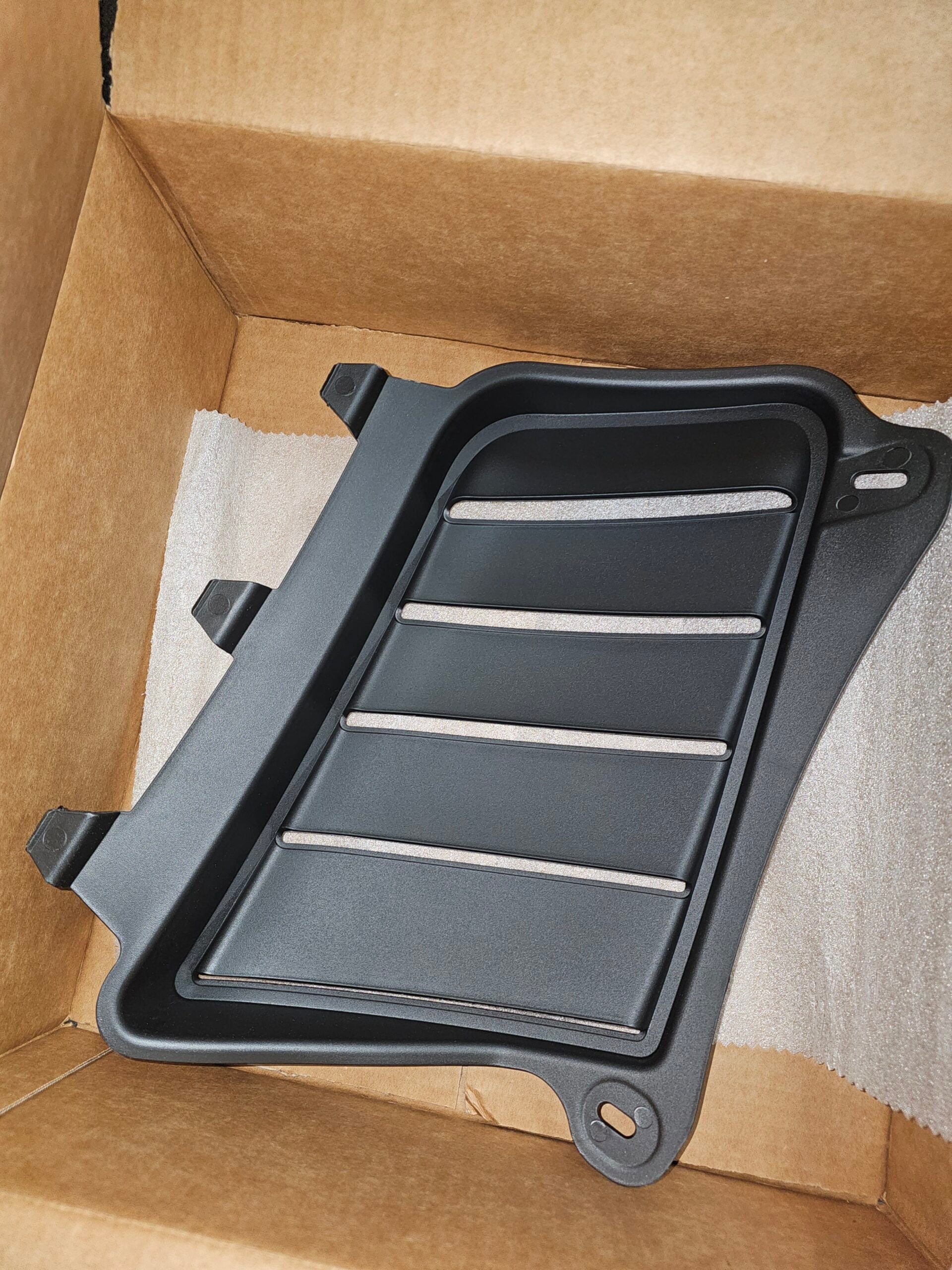 Gen.5 ACR Extreme RH Hood Vent