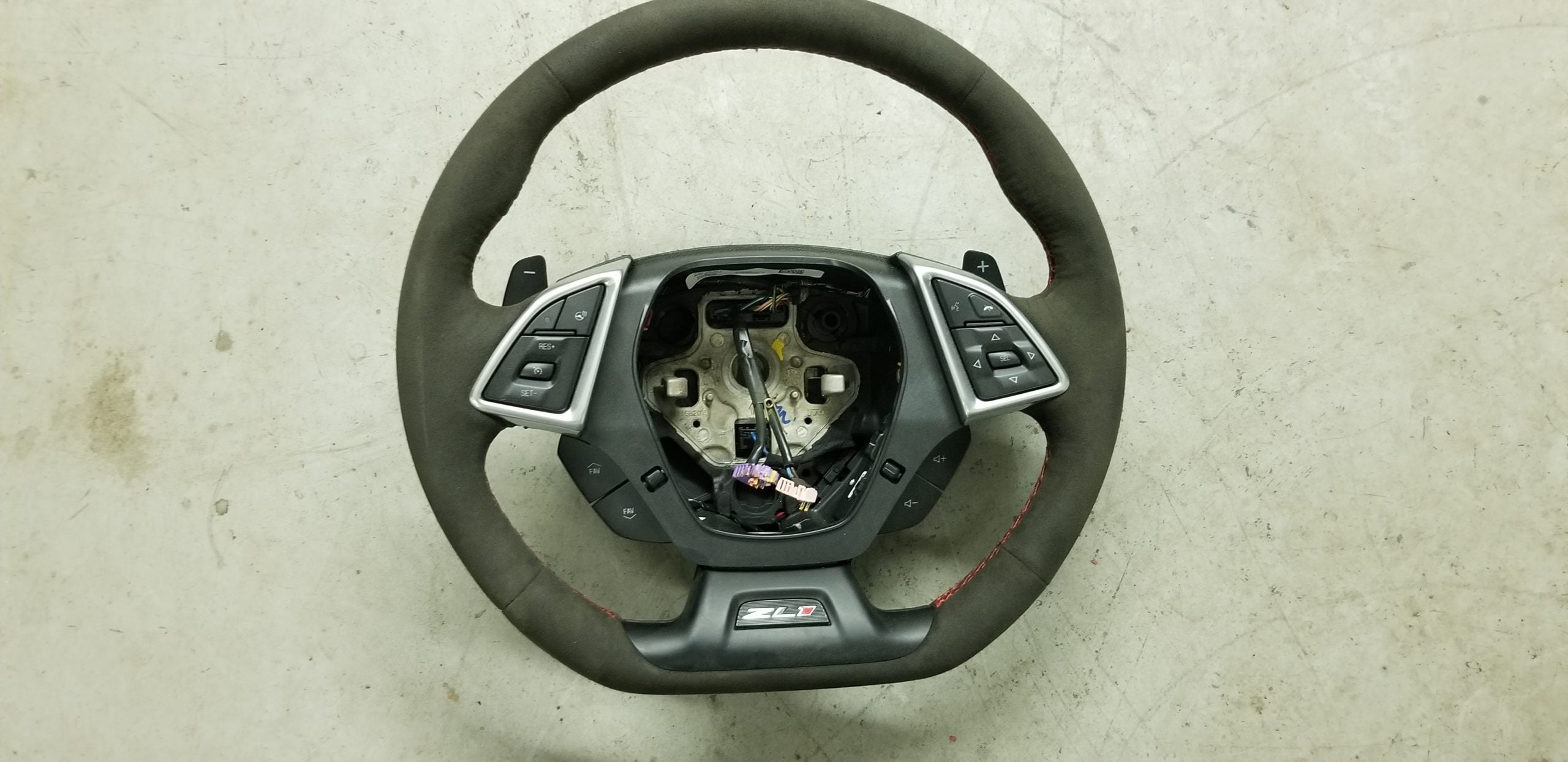 2018 ZL1 Camaro steering wheel