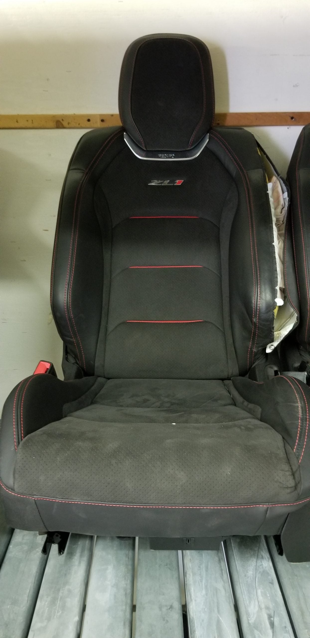 2018 ZL1 Lh Recaro front seat