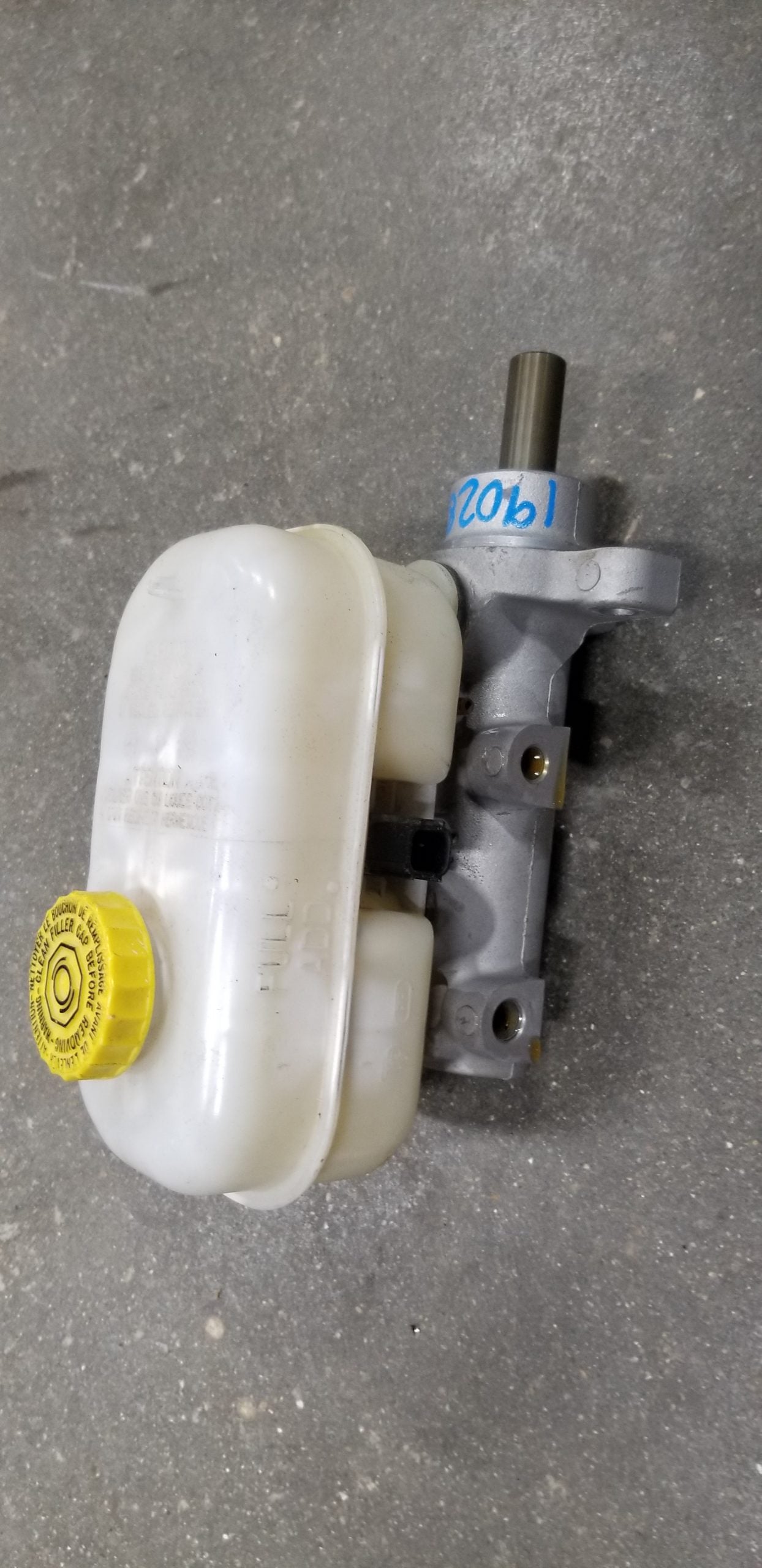 Gen 3 master cylinder