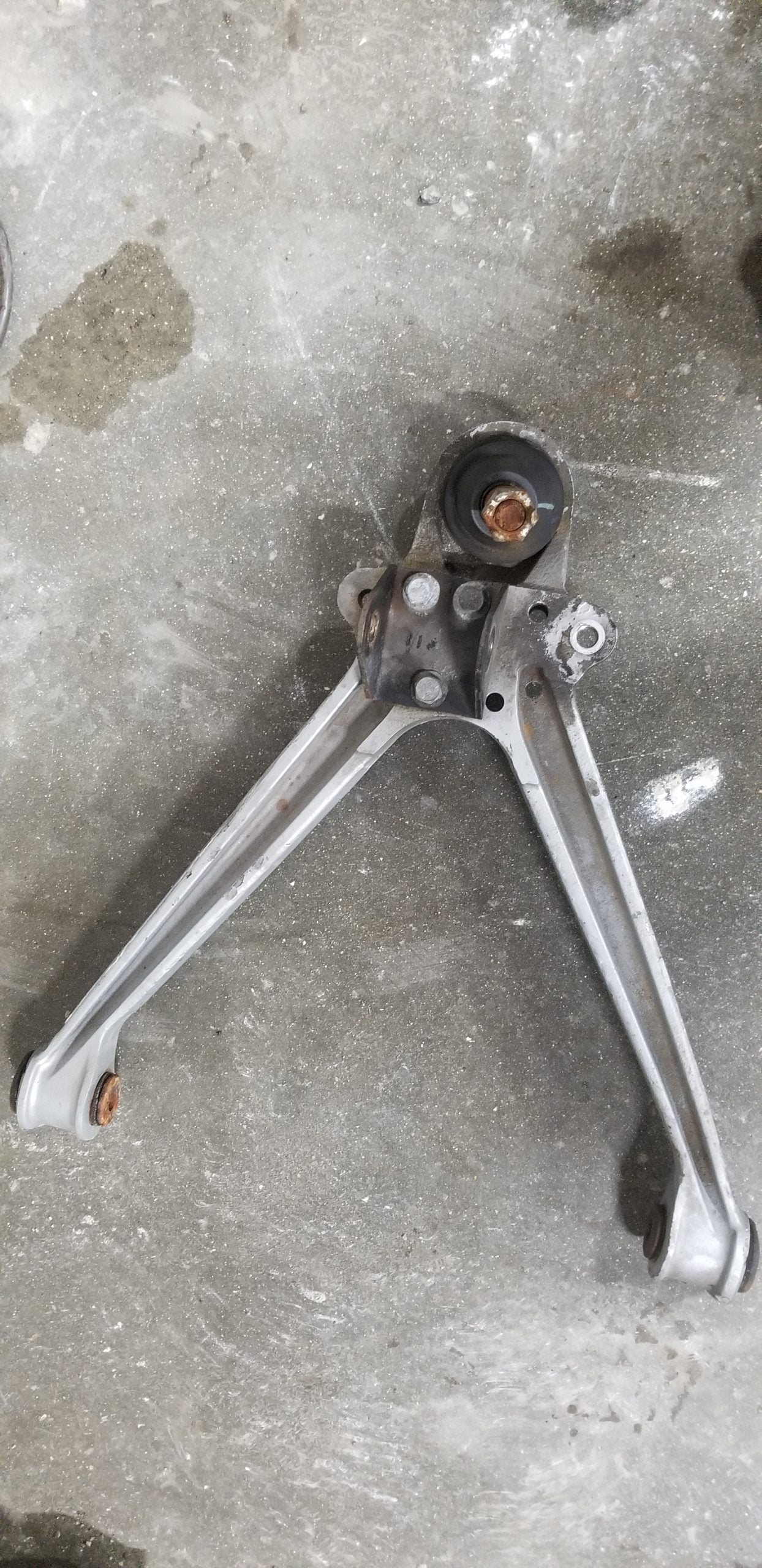 Gen 4 Lh front lower control