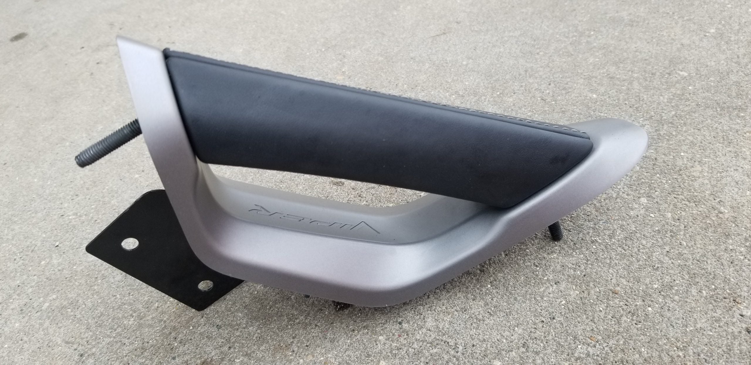Gen 5 grab handle