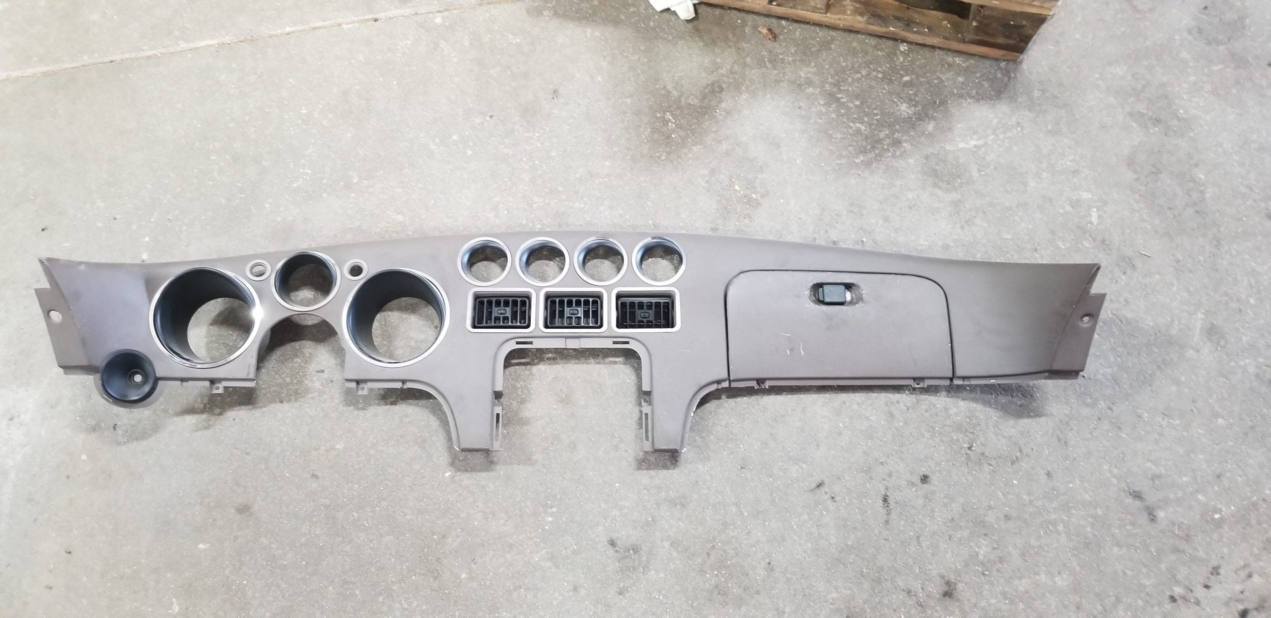 Gen 1 dash bezel