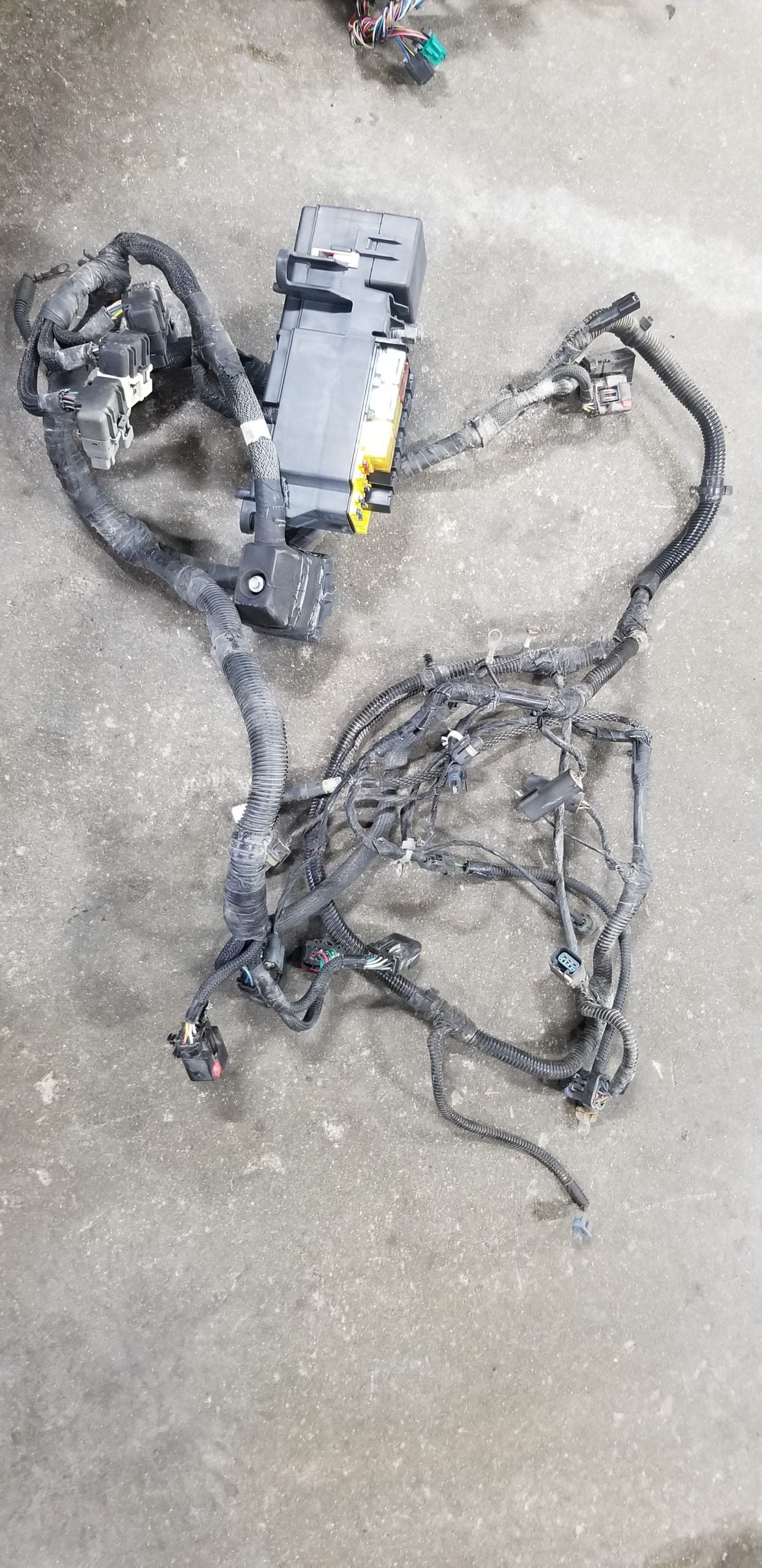 Gen 2 under hood harness