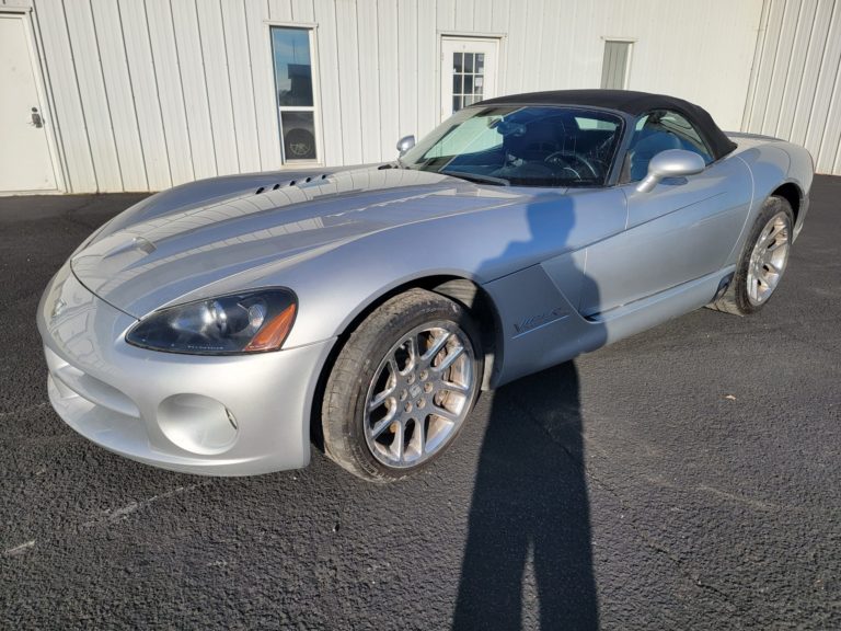 2003 Dodge Viper