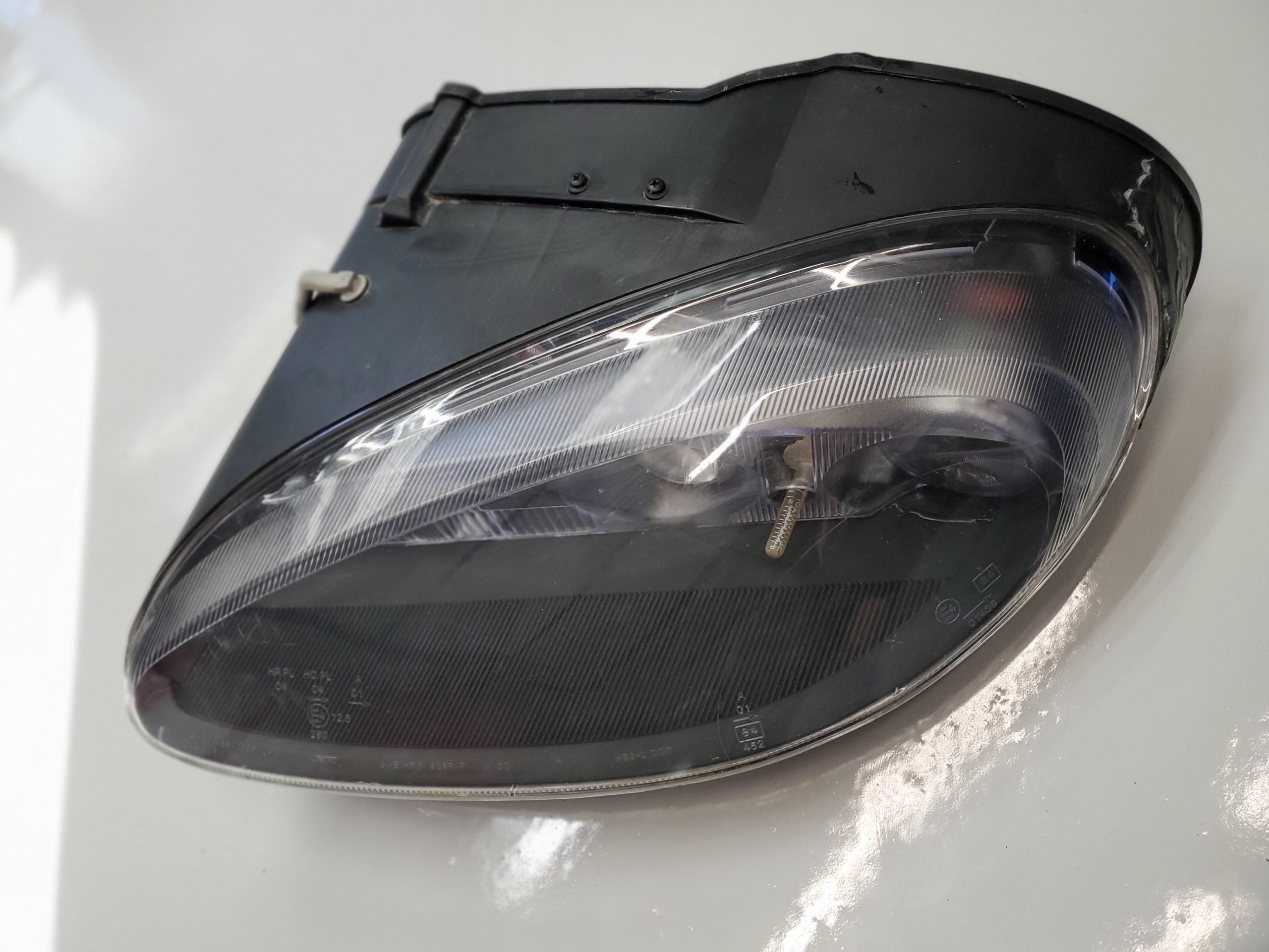 Gen.2 Left Repaired Headlight