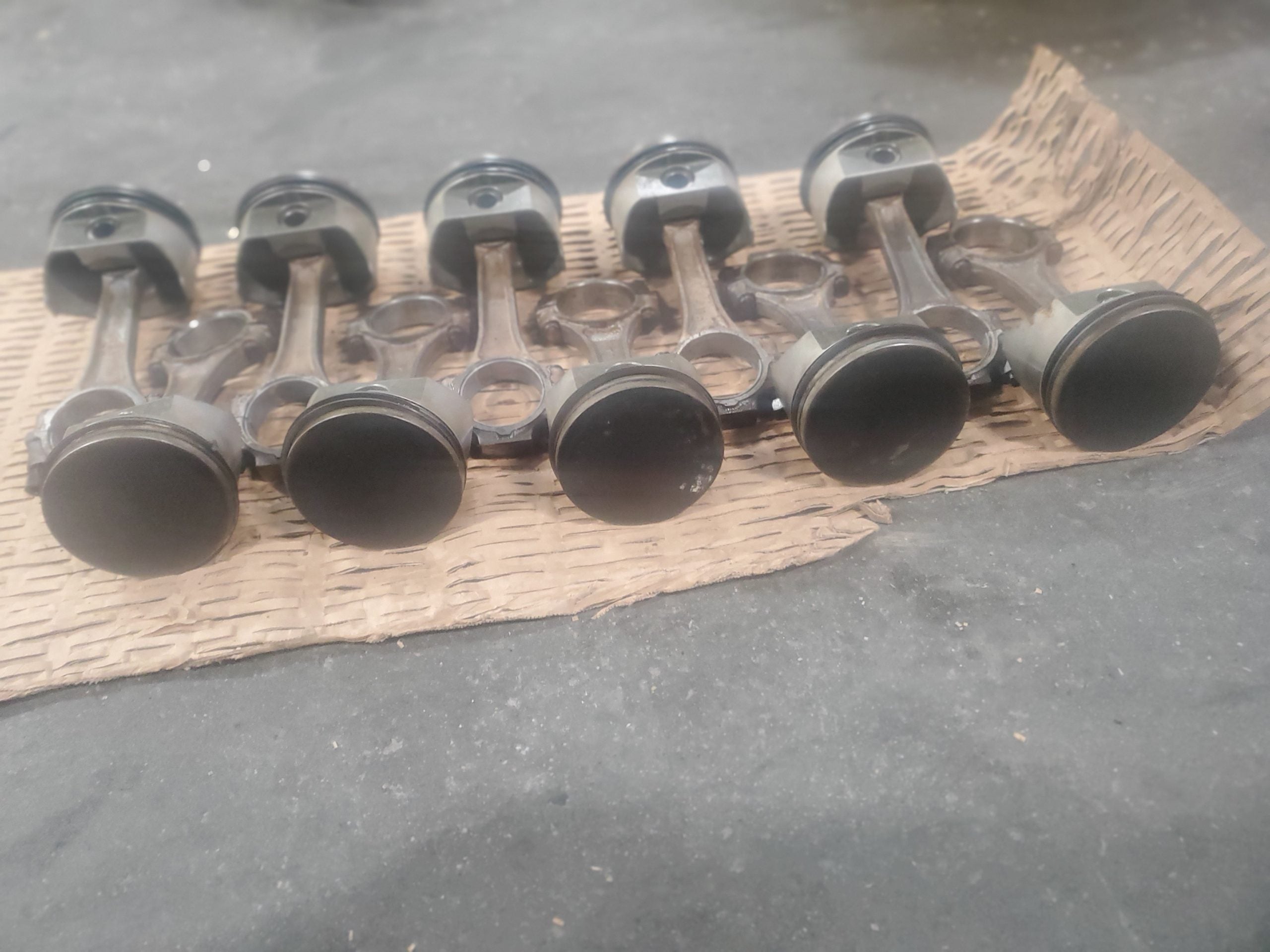 Gen.1 Piston/ Rod