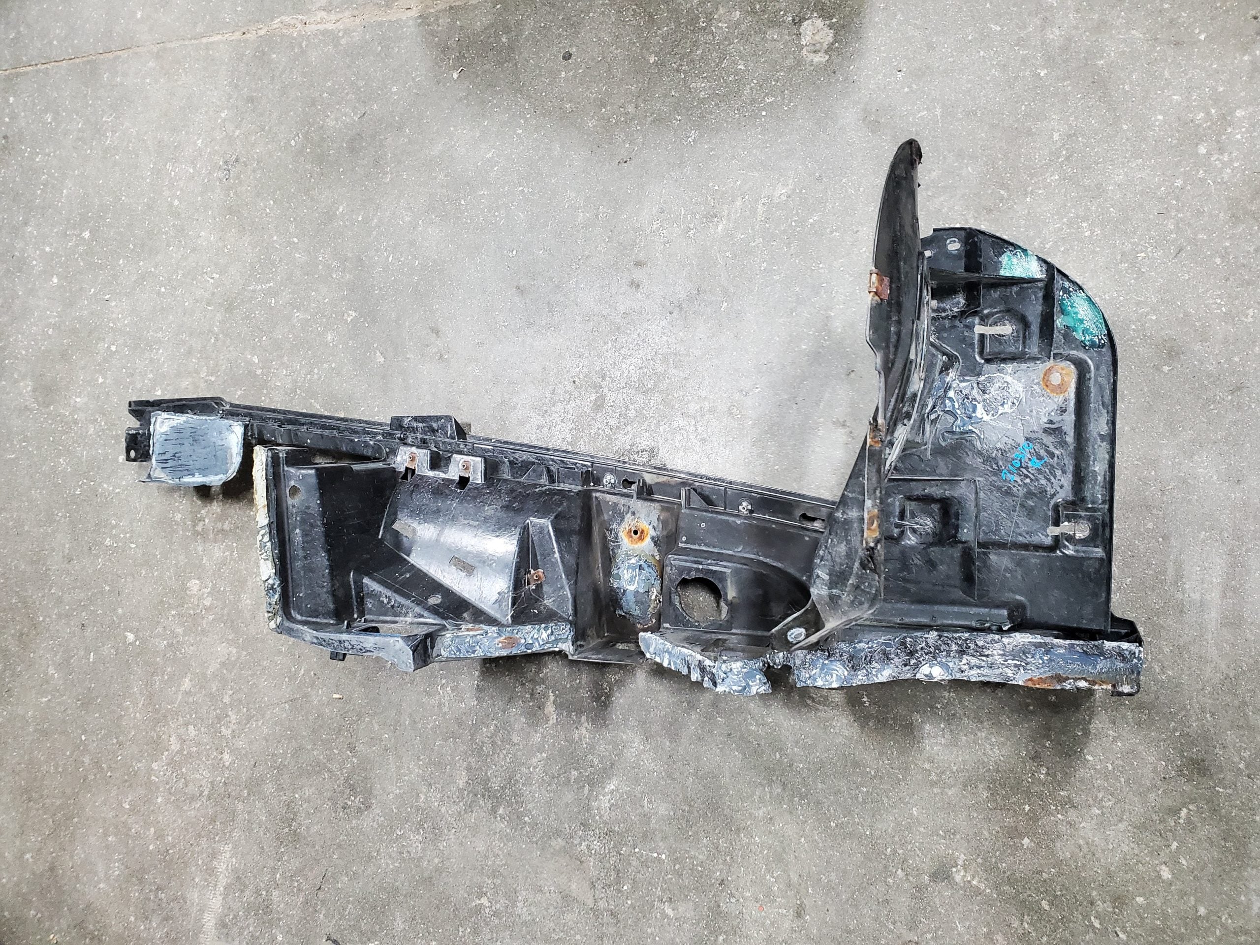 Gen.3 Right fender apron