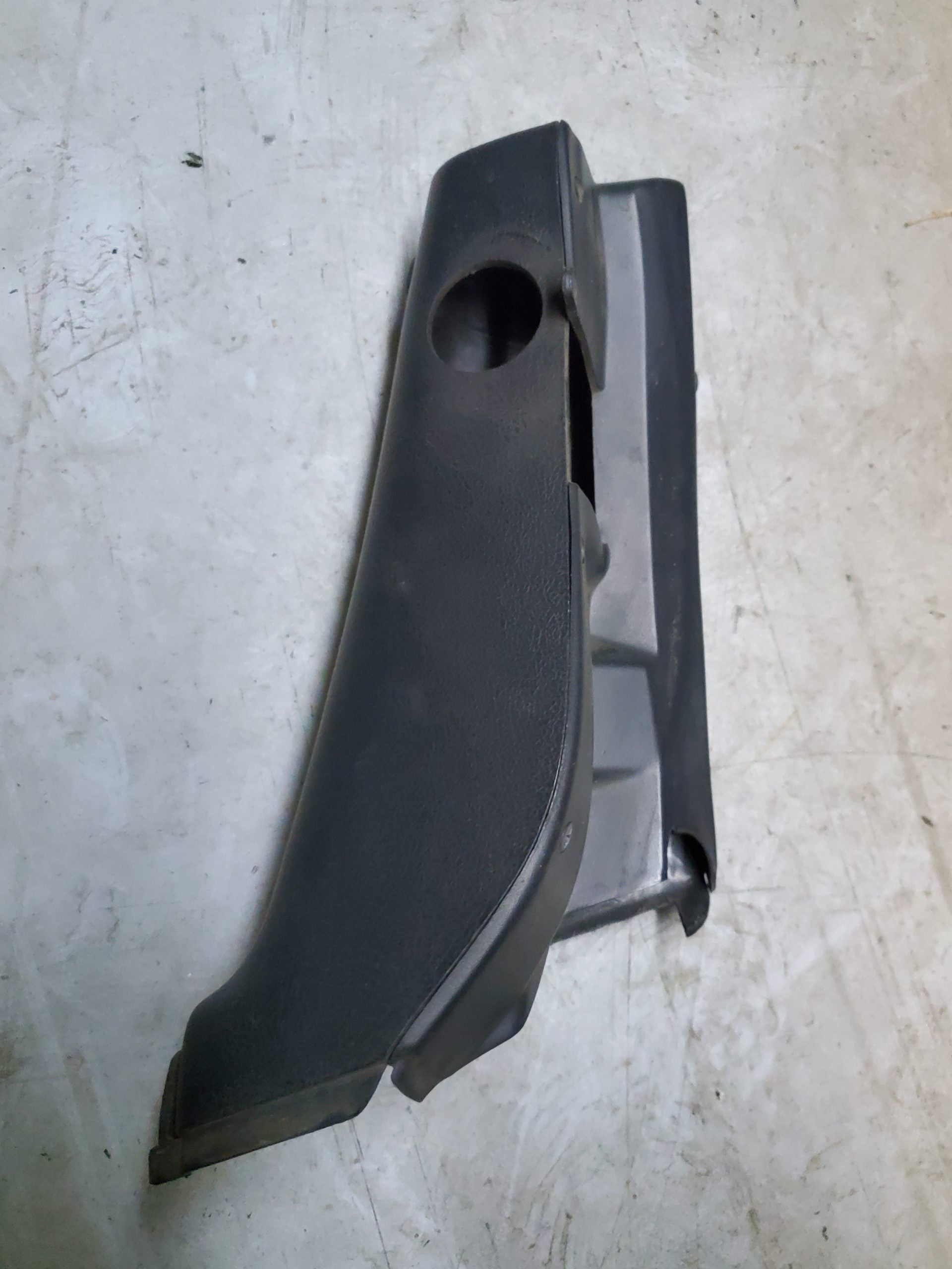 Gen.1 Rh Stanchion assm