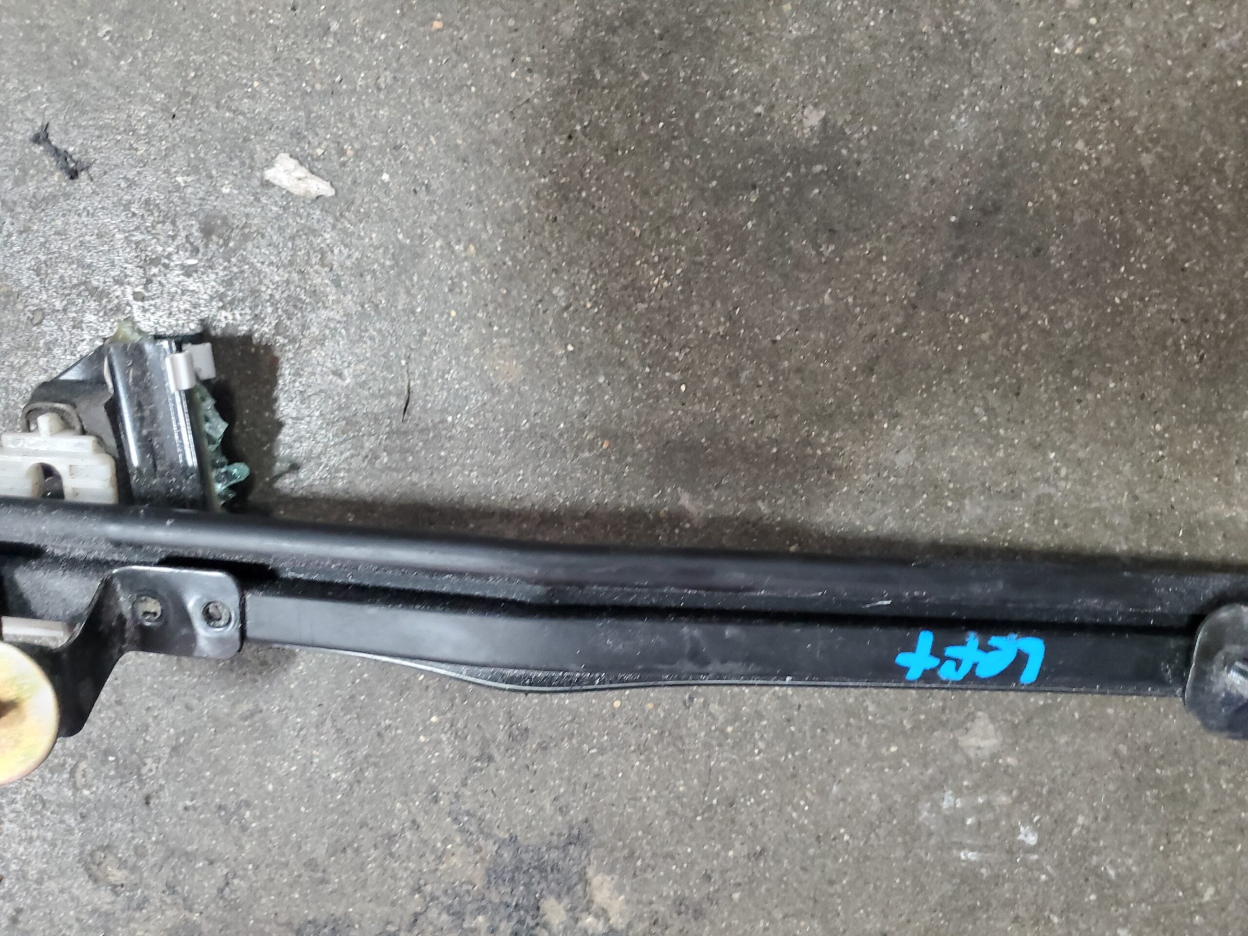 Gen.3 Left Window Regulator