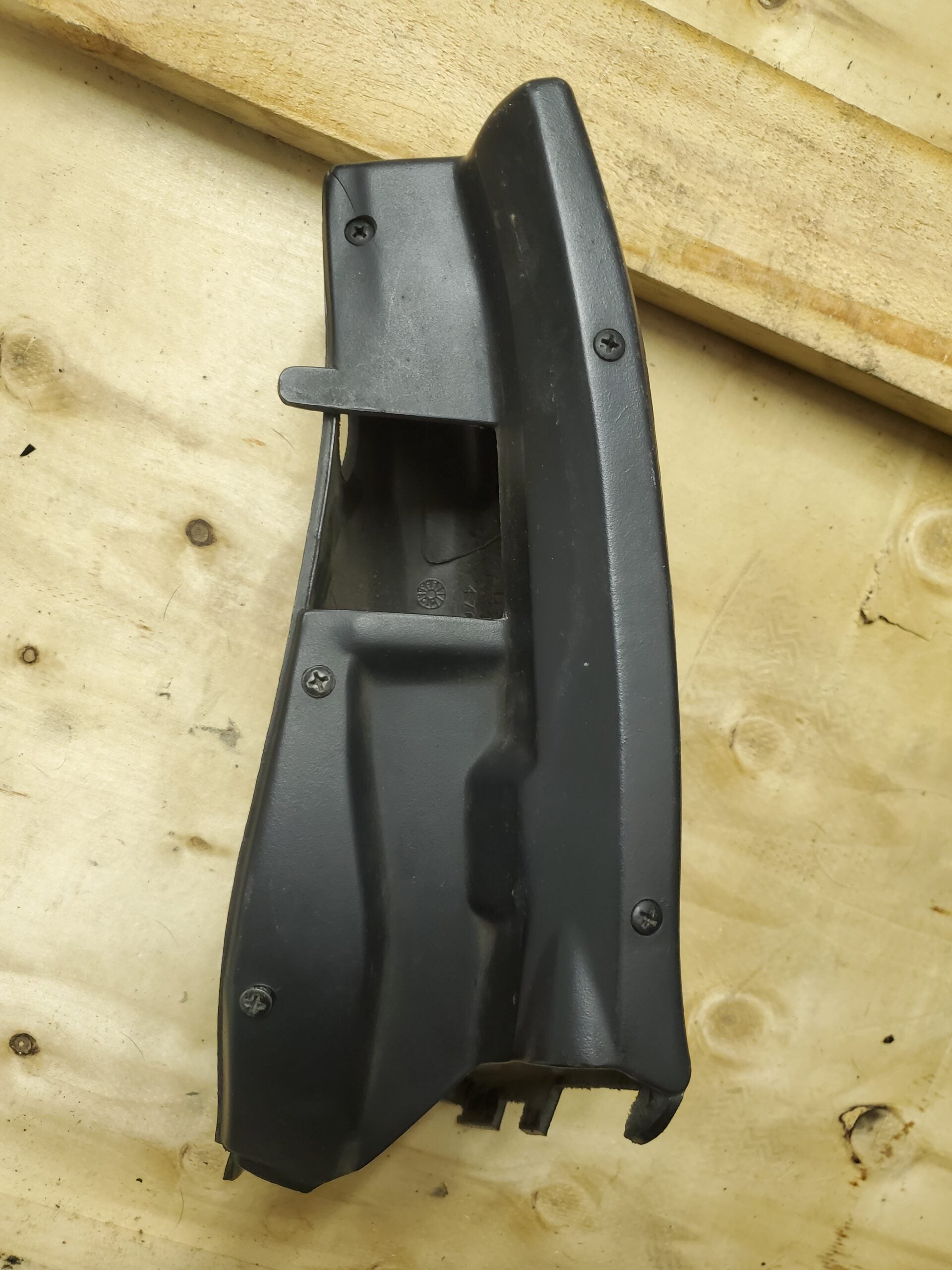 Gen.1 Rh Stanchion Cover
