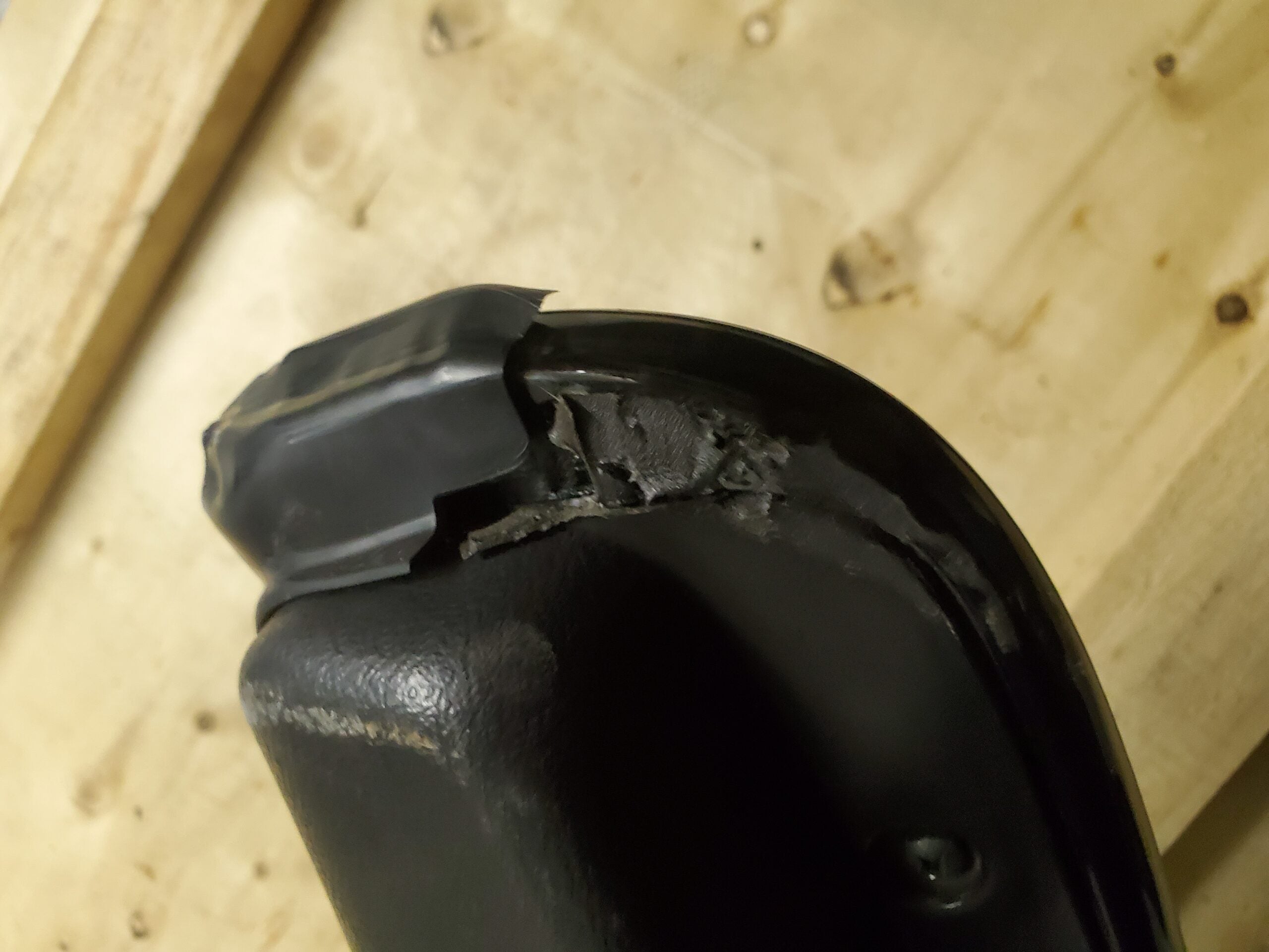Gen. 2 GTS Rh Stanchion Cover