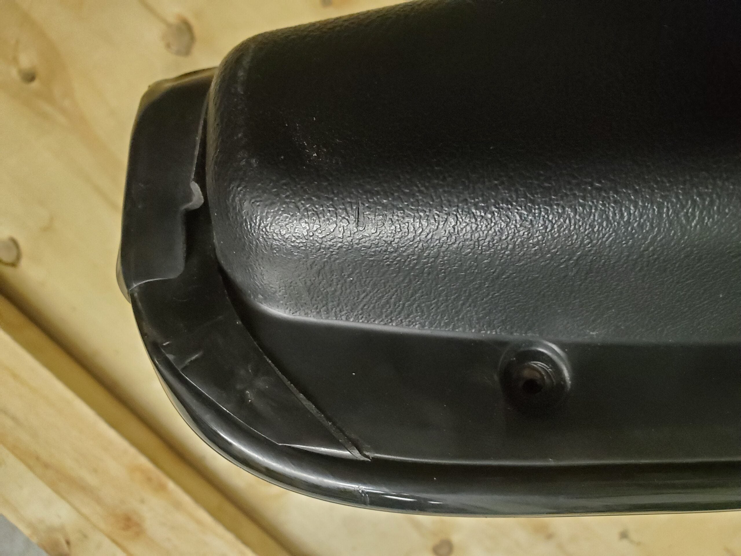 Gen.2 GTS LH Stanchion Cover