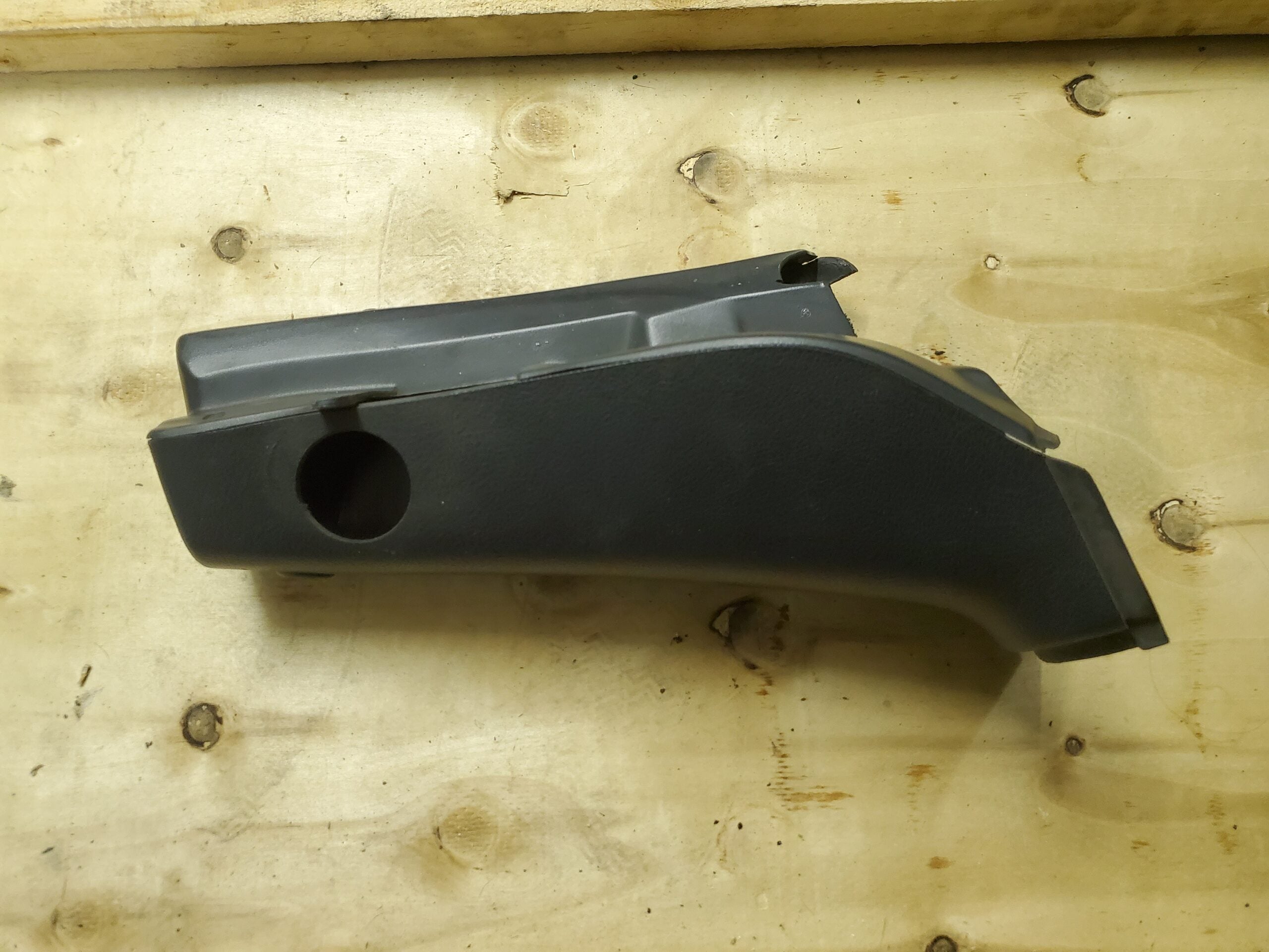 Gen. 1 RH Stanchion Cover