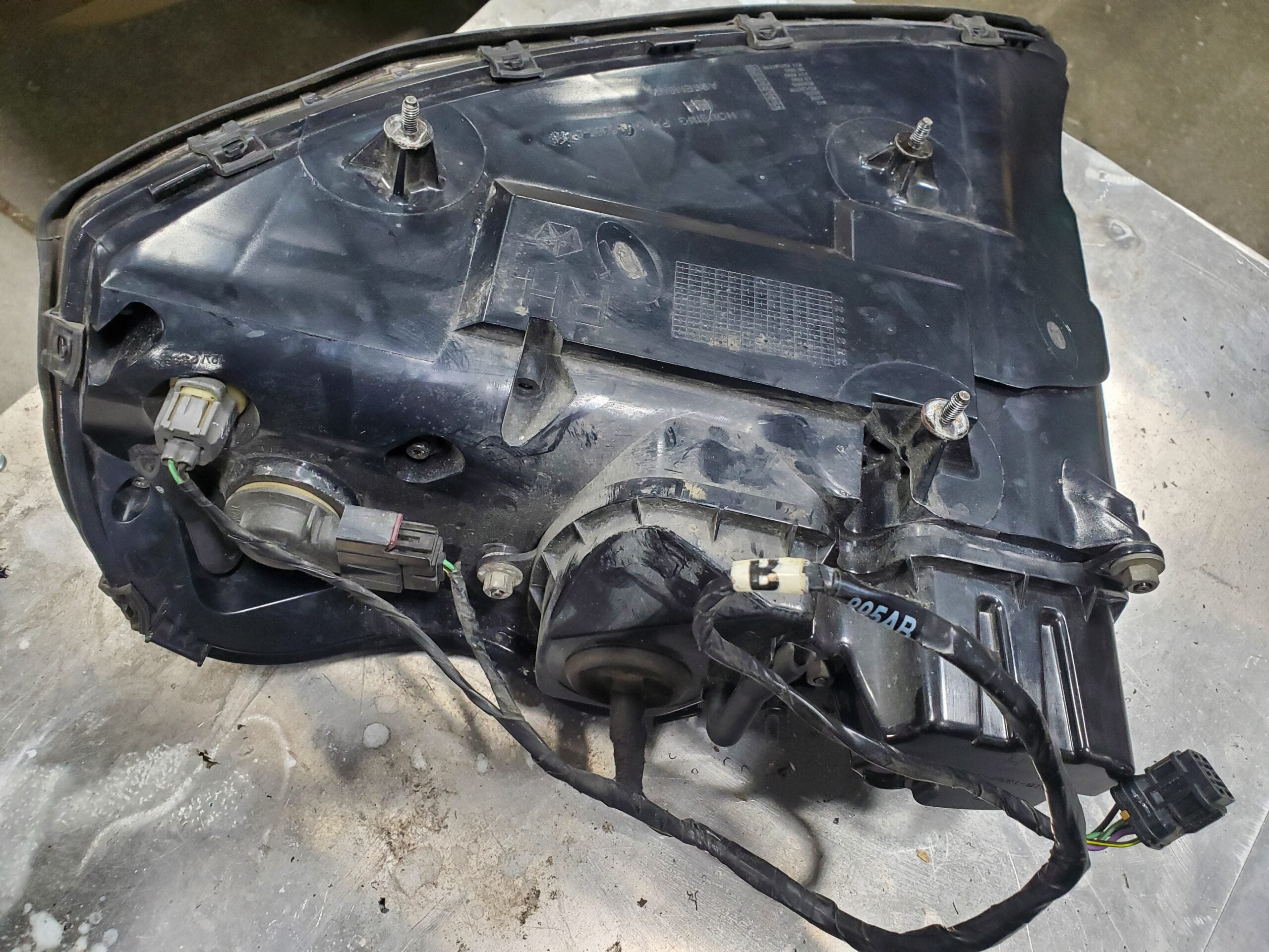 Gen.3/4 RH Headlight