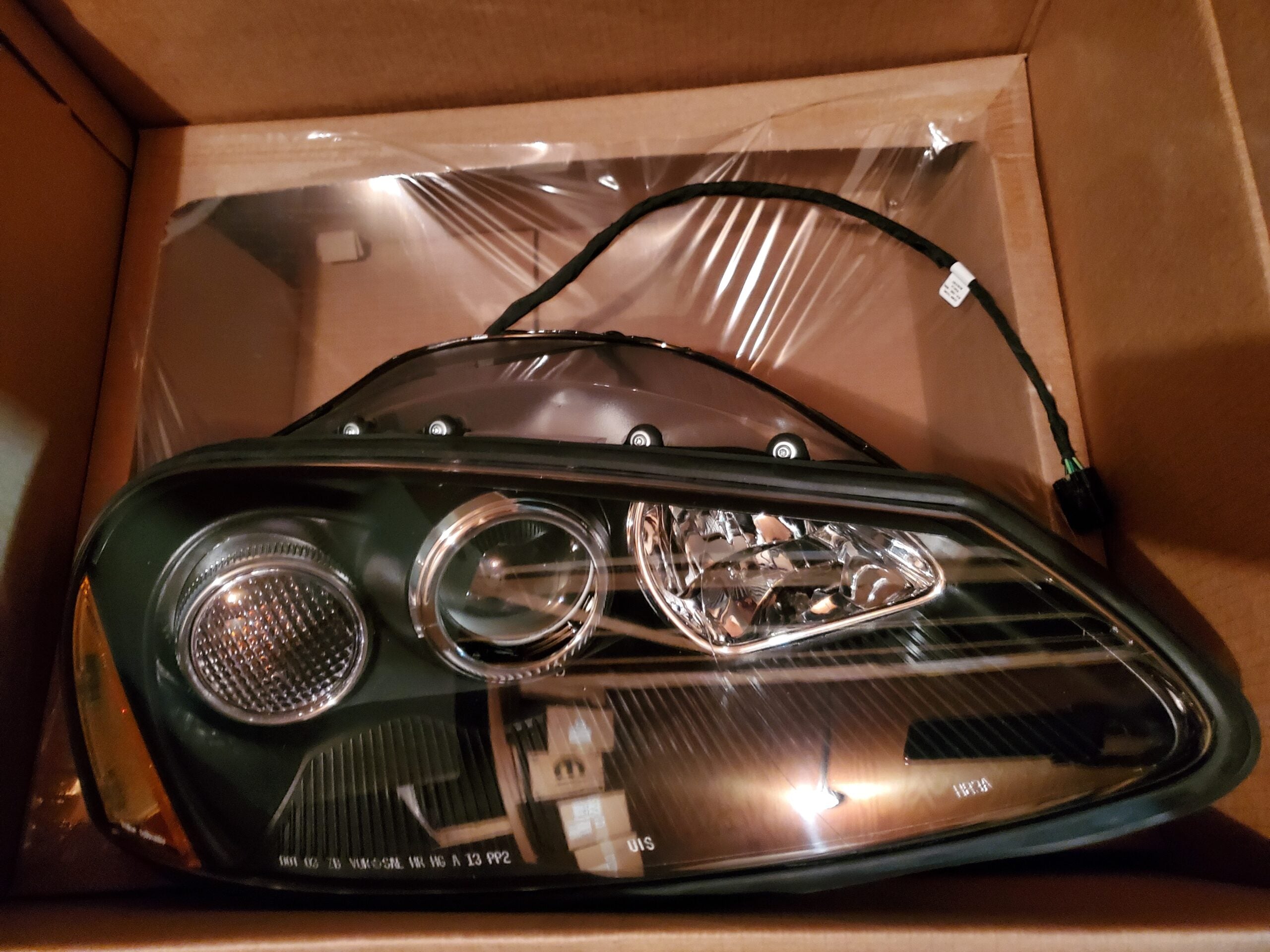 Gen.3/4 NEW RH Headlight
