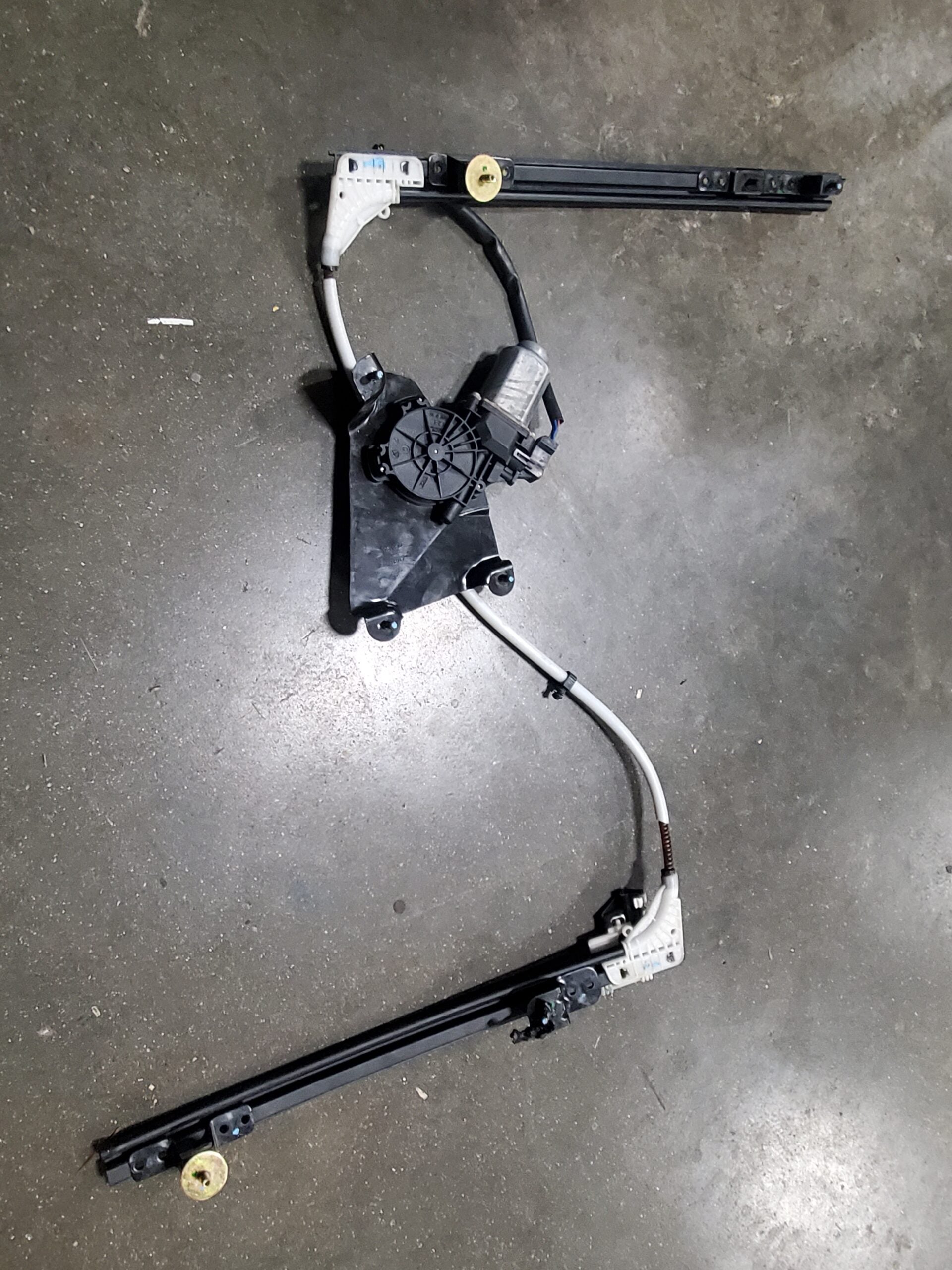 Gen.3 LH Window Regulator