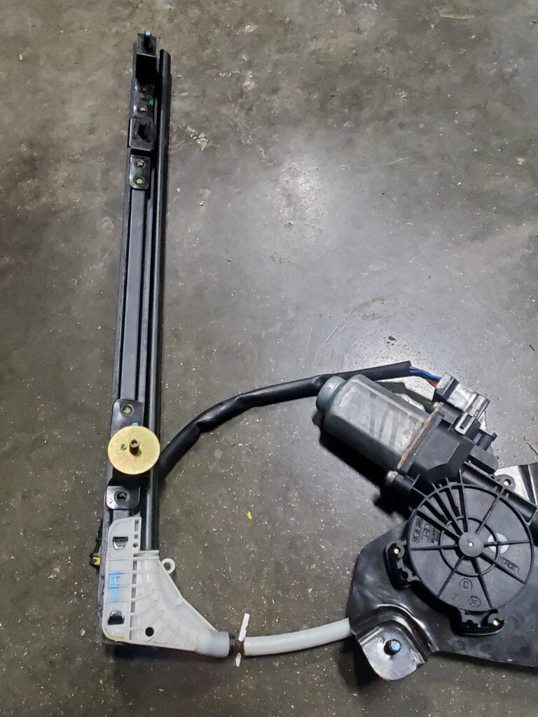 Gen.3 LH Window Regulator