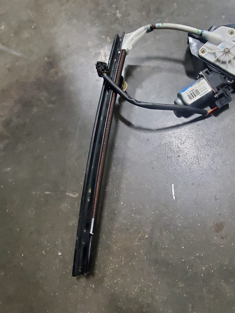 Gen.3 LH Window Regulator