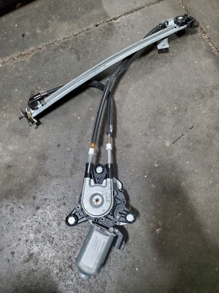Gen.2 RH Window Regulator