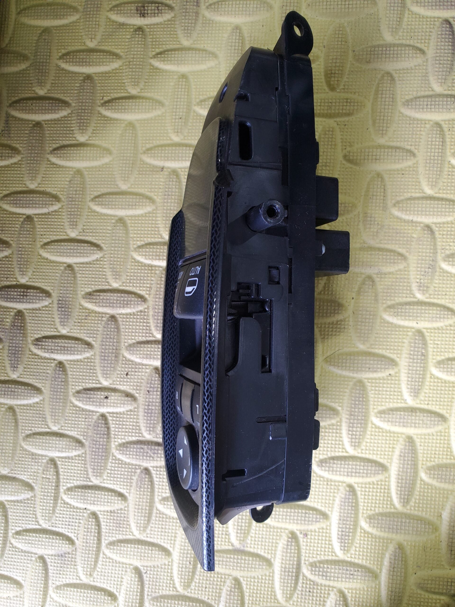 Gen.5 LH Door Switch
