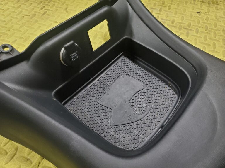 Gen.5 Center Floor Console