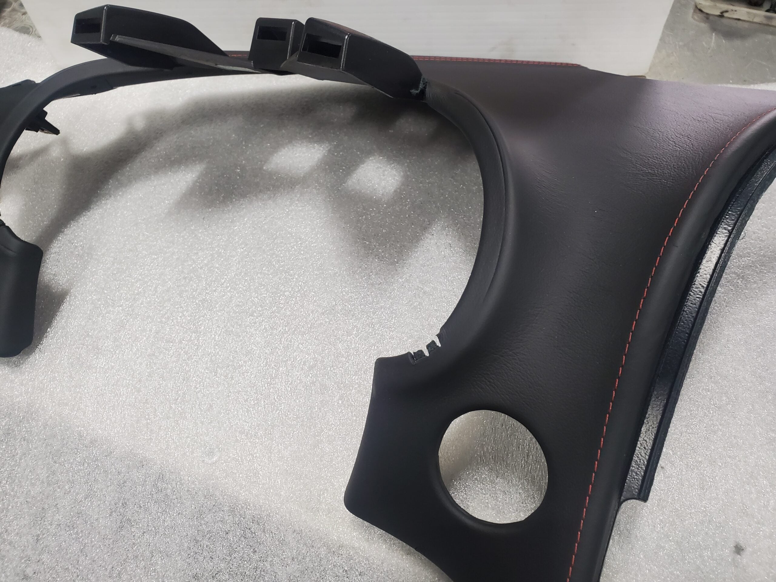 Gen.5 LH upper Dash Pad