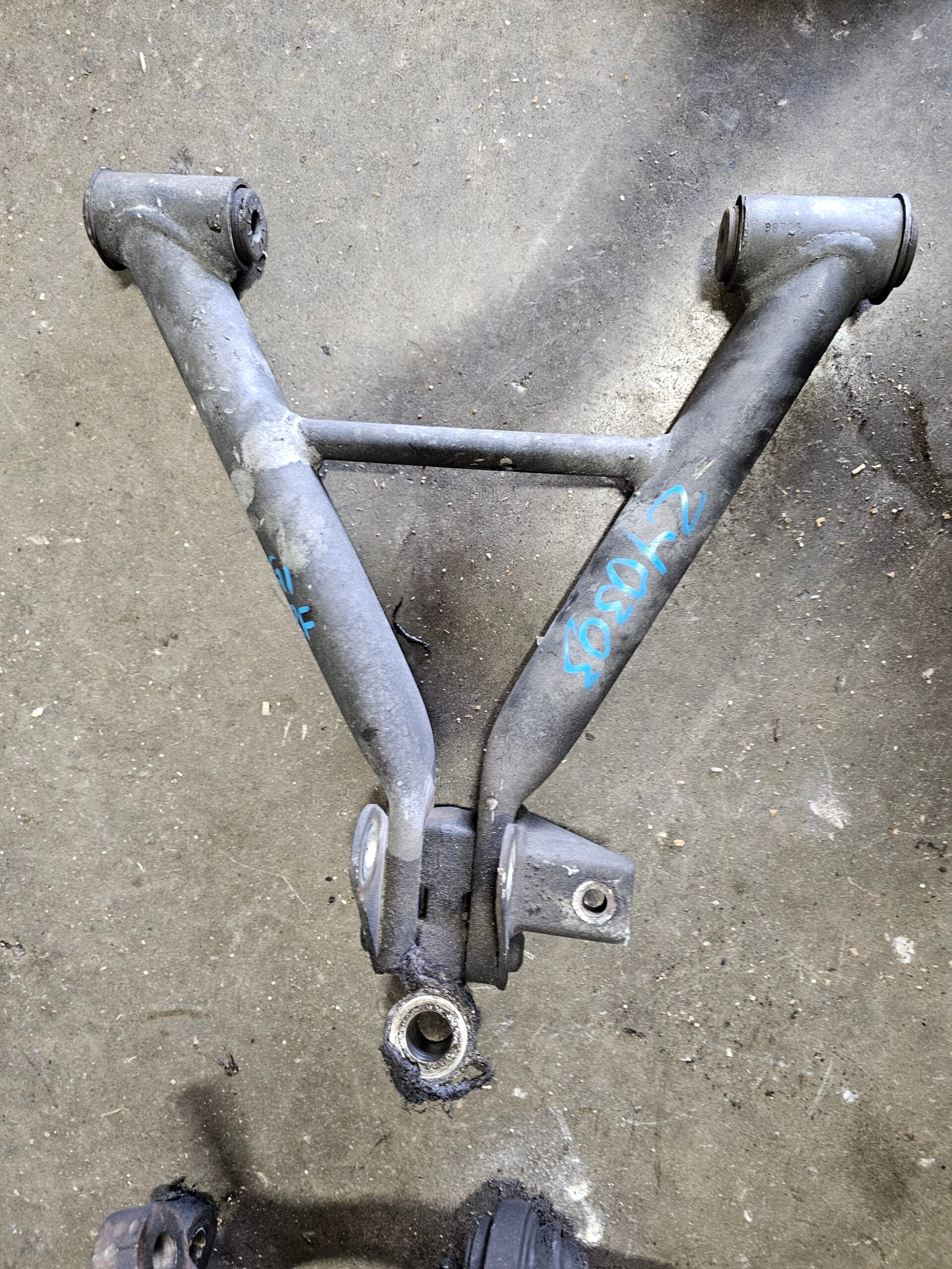 Gen.1 Lower RH Front Control Arm