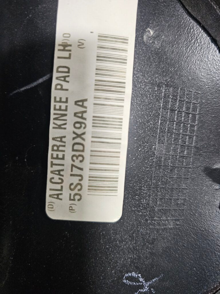 Gen.5 LH Knee Pad