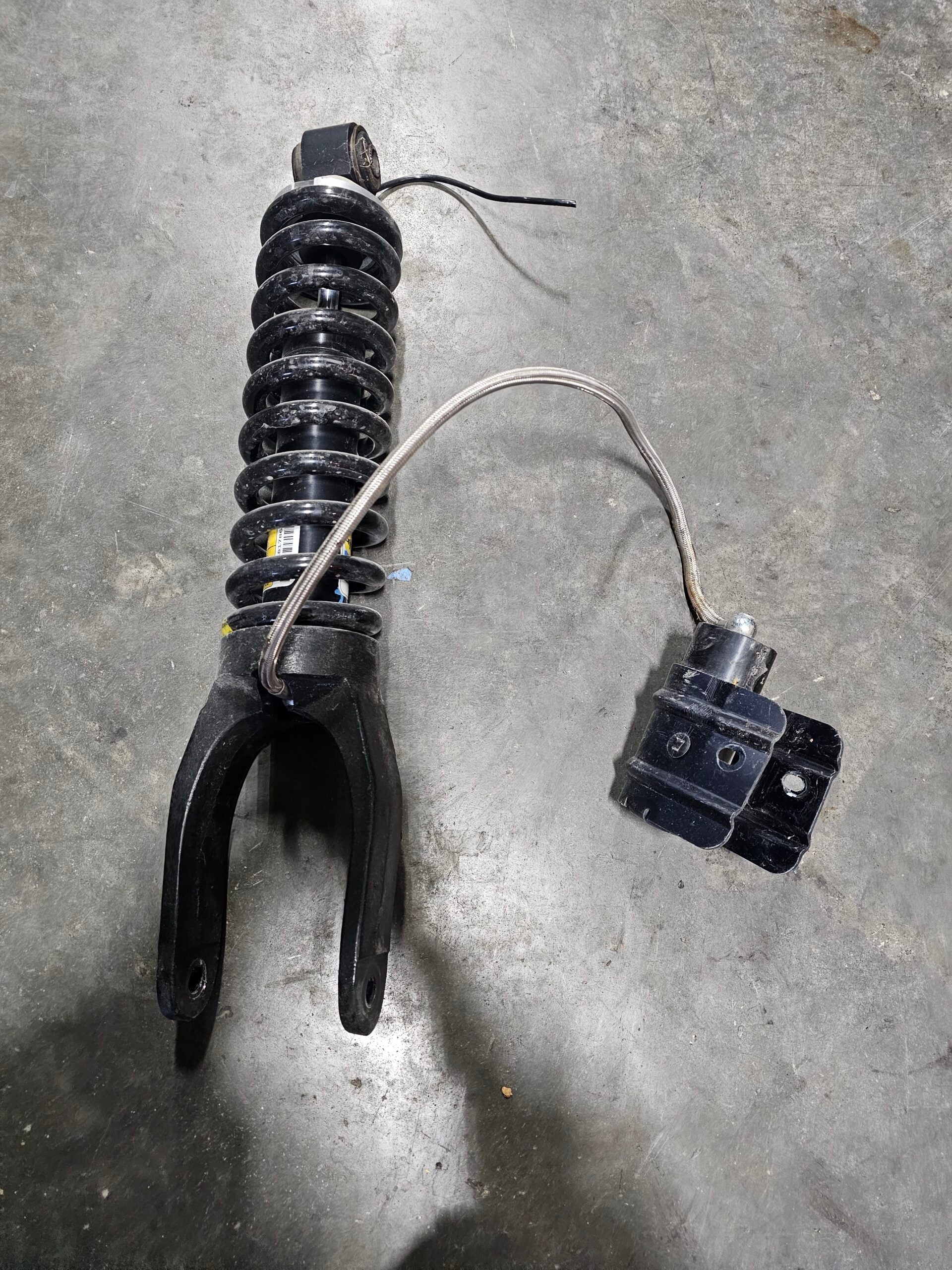 Gen.5 RH Rear Shock