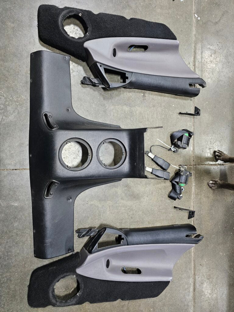 Gen.1 Export Seat Belt and Interior conversion