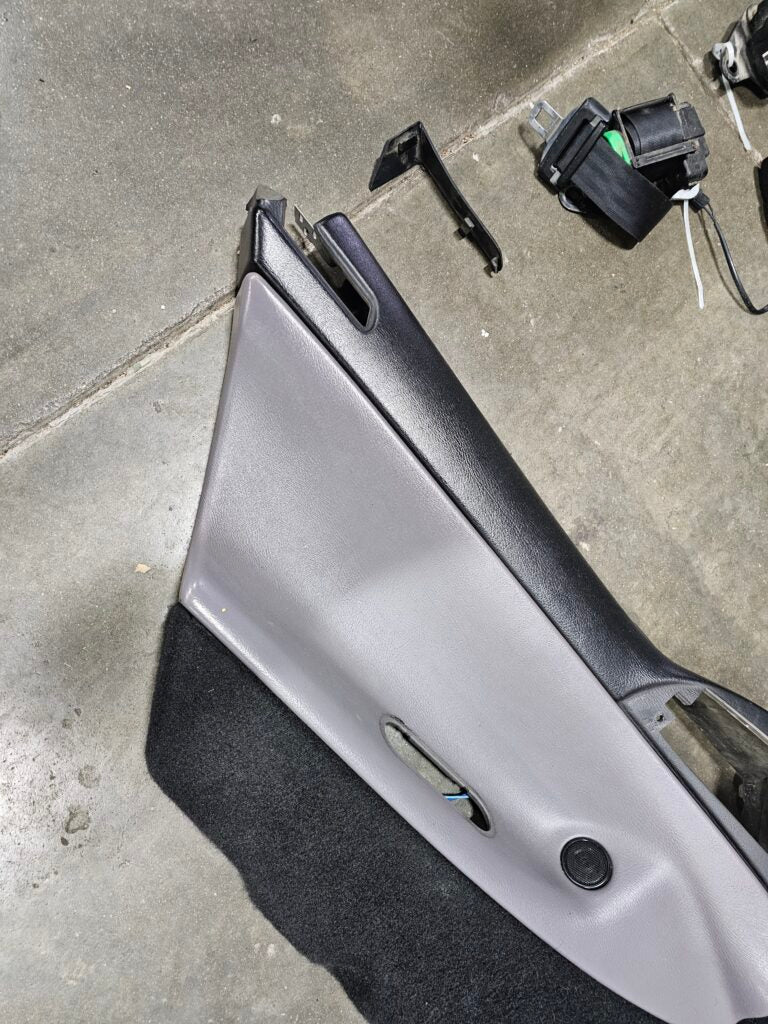 Gen.1 Export Seat Belt and Interior conversion