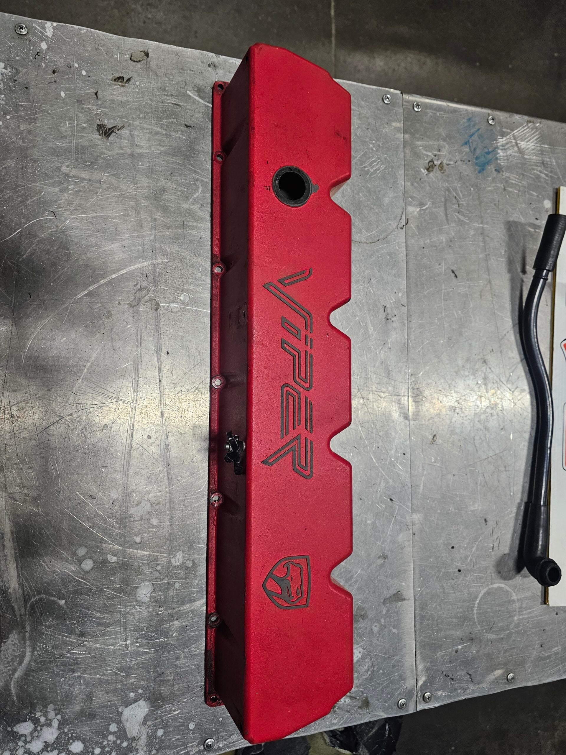 Gen.1 left valve cover